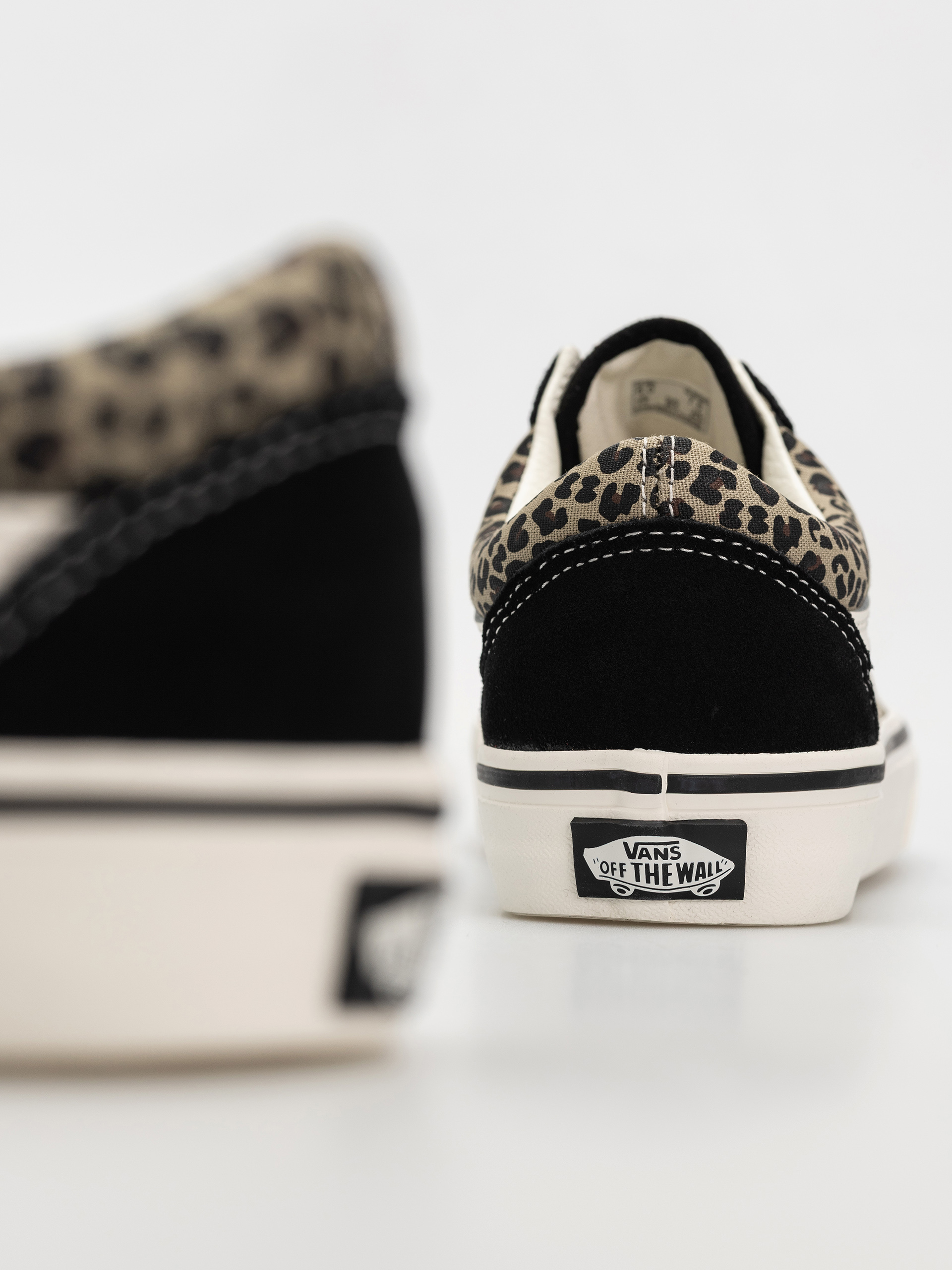 Vans Old Skool Cipők (black/leopard)