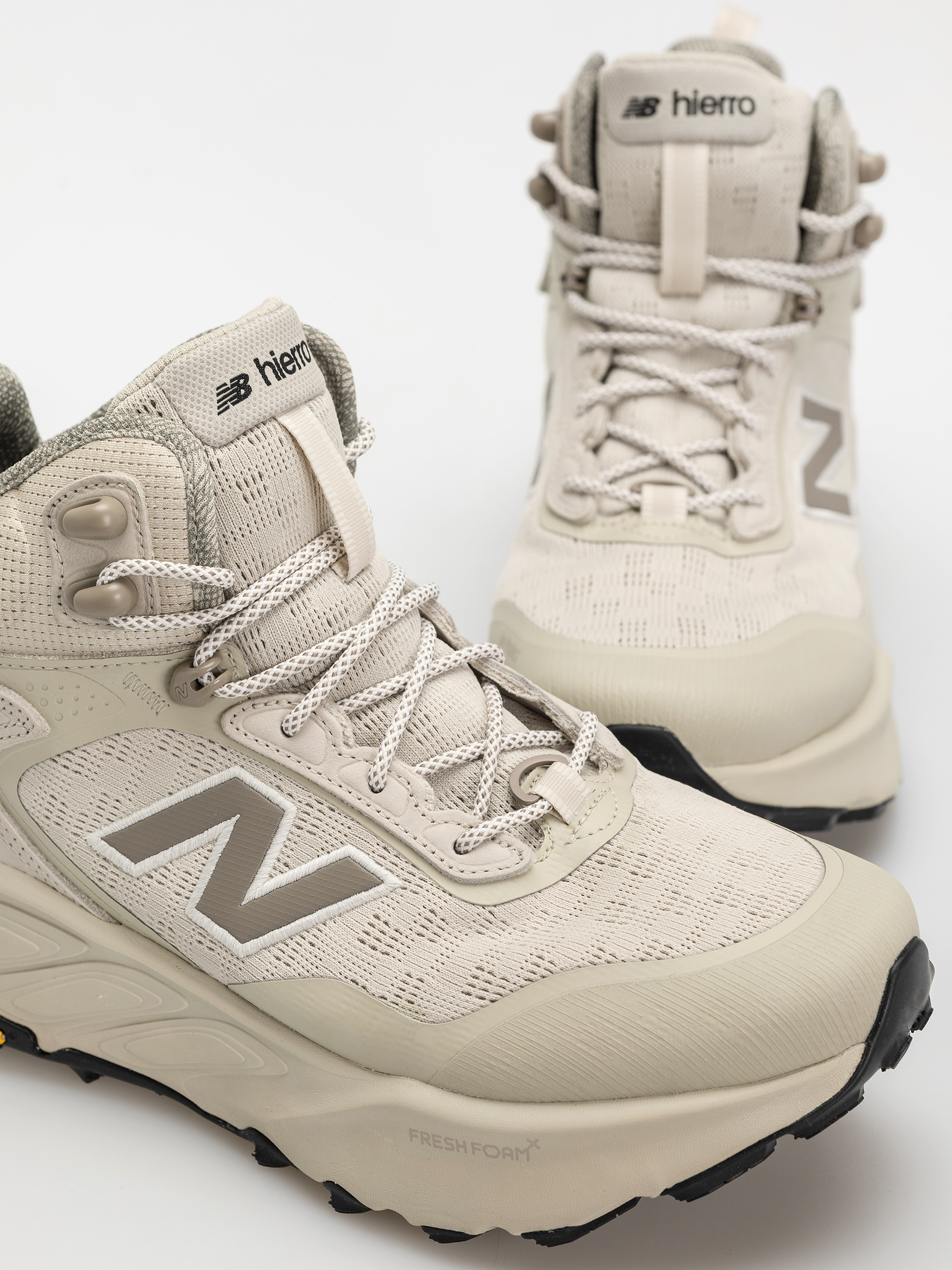 New Balance Fresh Foam X Hierro V9 Hiker Gore-Tex Cipők (shipyard)