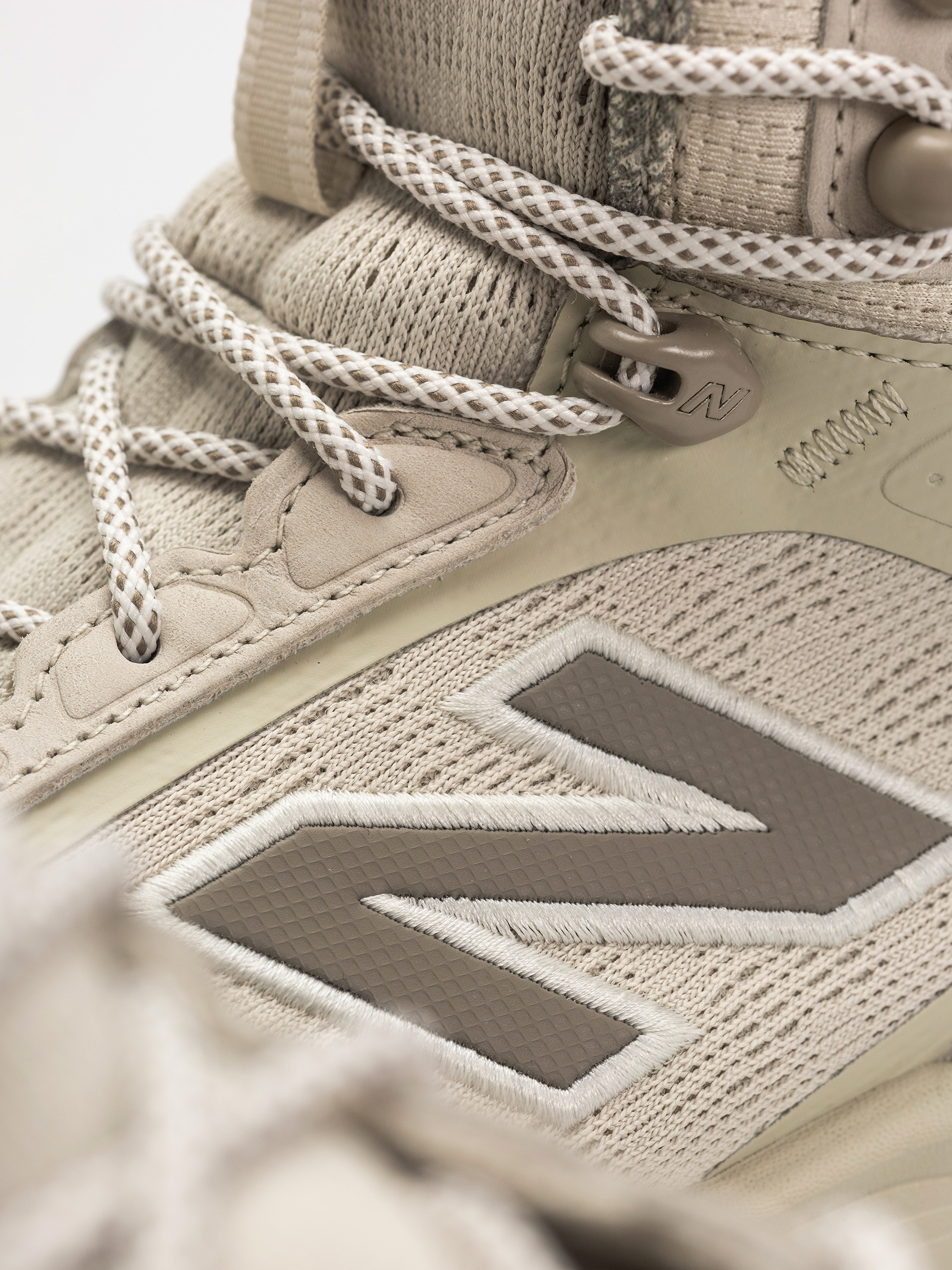 New Balance Fresh Foam X Hierro V9 Hiker Gore-Tex Cipők (shipyard)