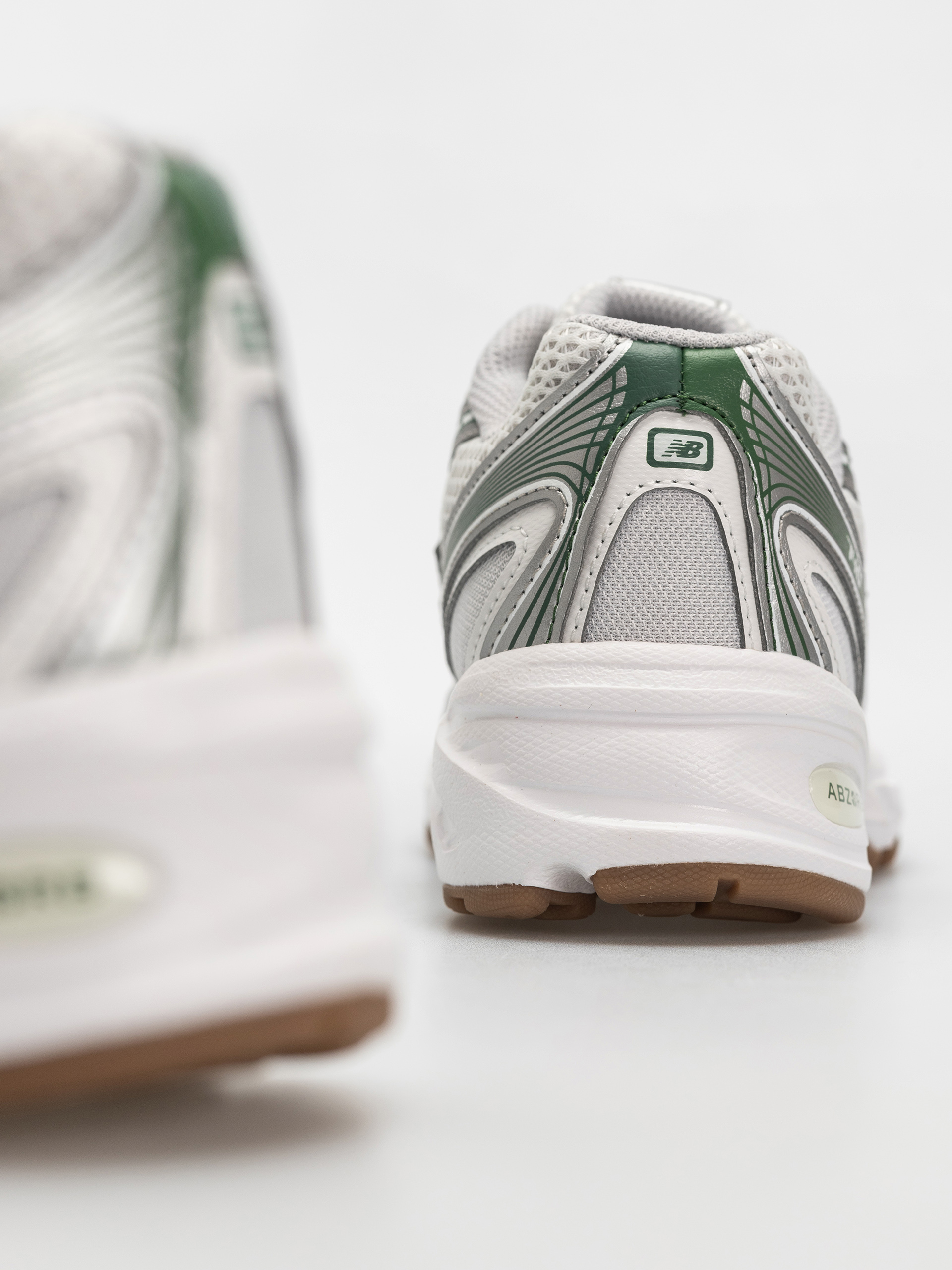 New Balance 740 JR Cipők (silver metallic)