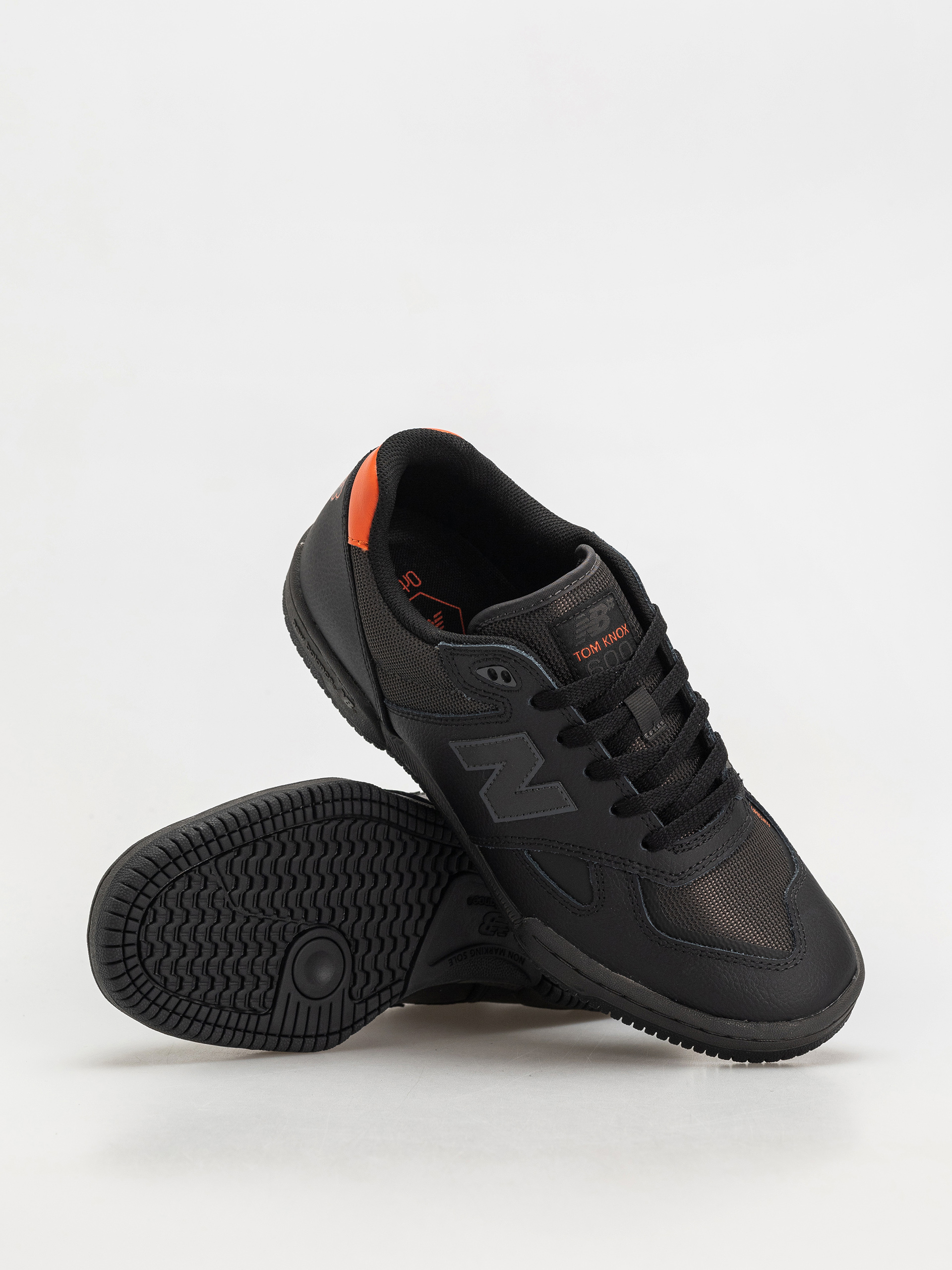 New Balance 600 Cipők (black)