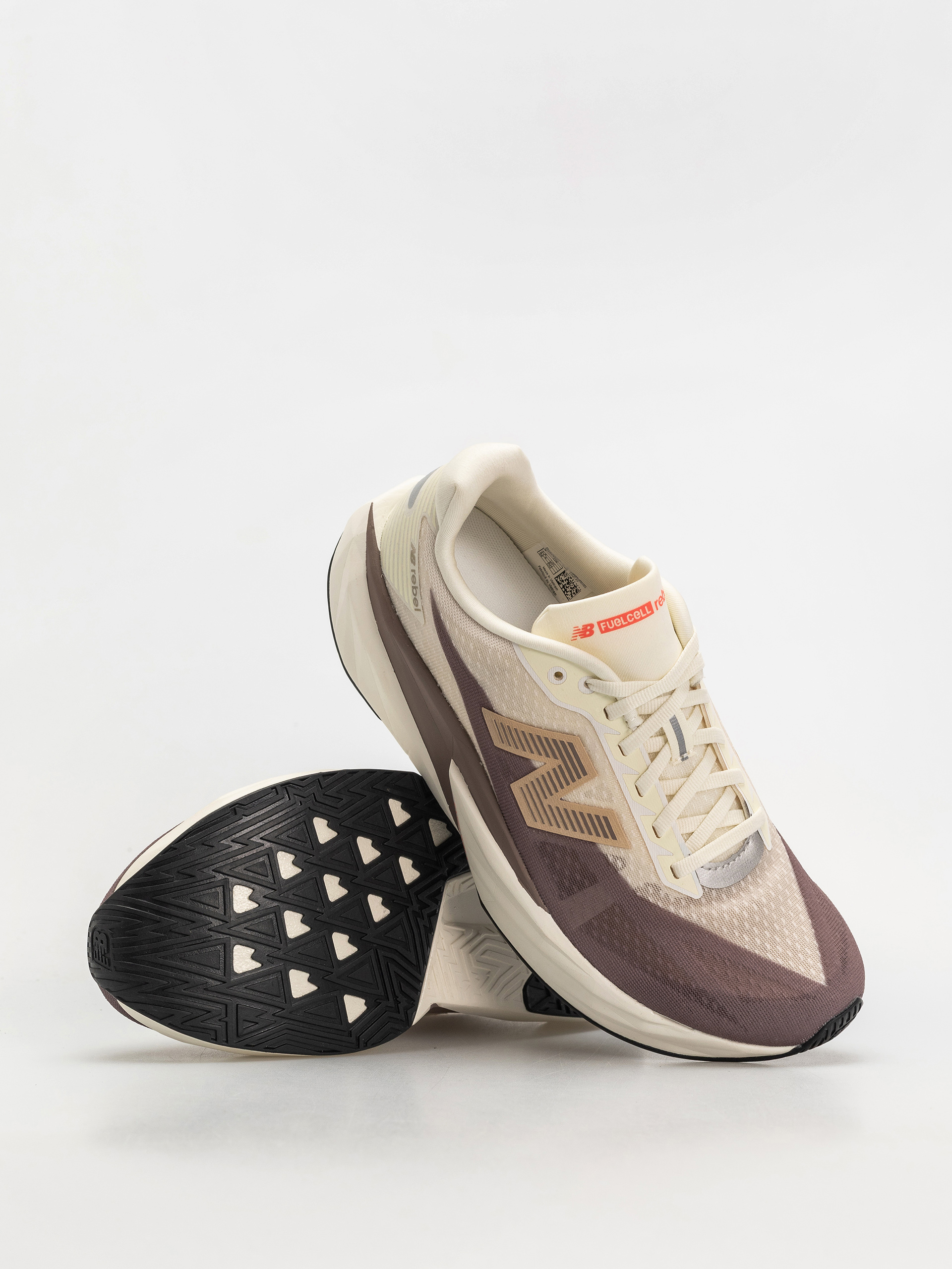 New Balance Fuelcell Rebel V5 Cipők (angora)
