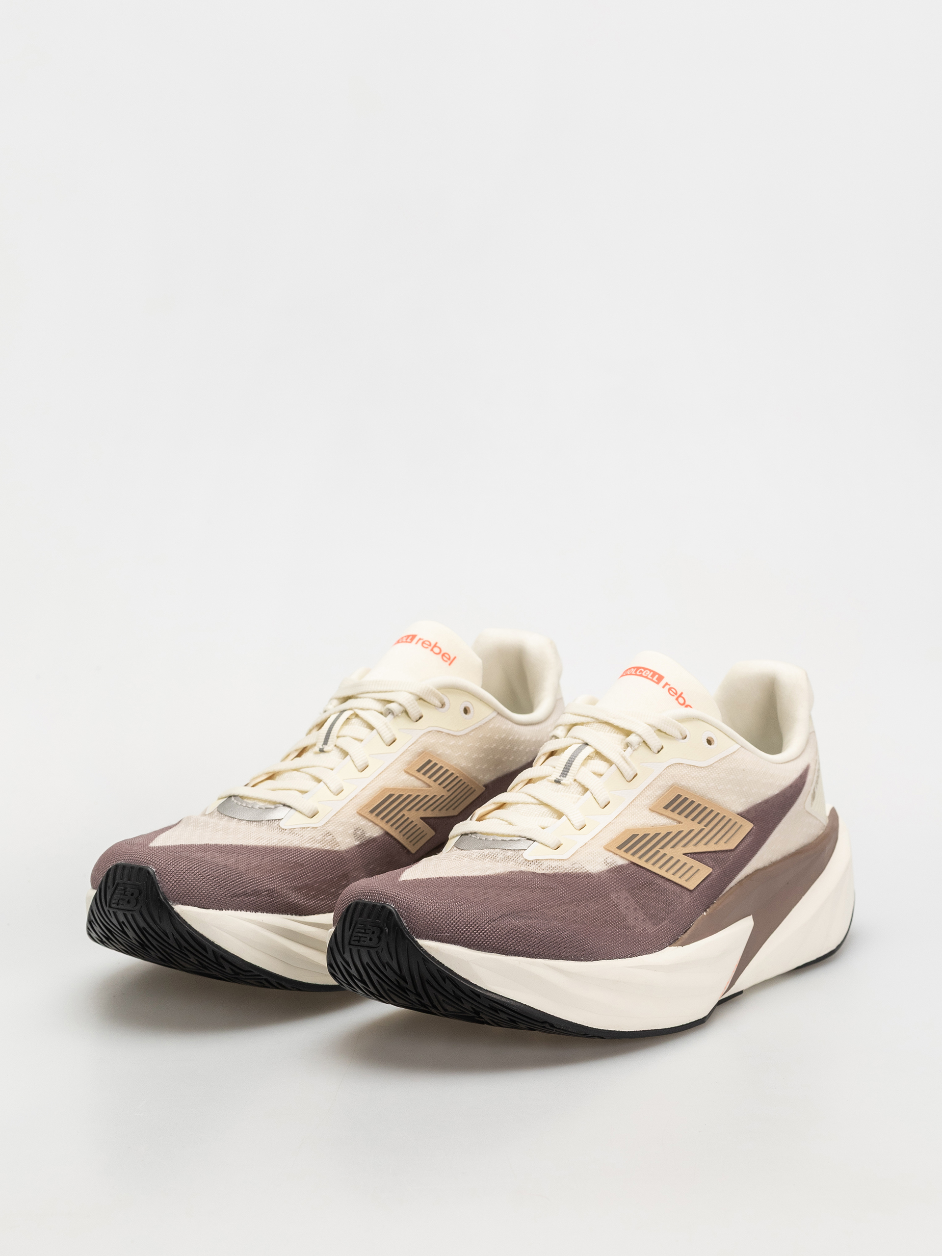 New Balance Fuelcell Rebel V5 Cipők (angora)