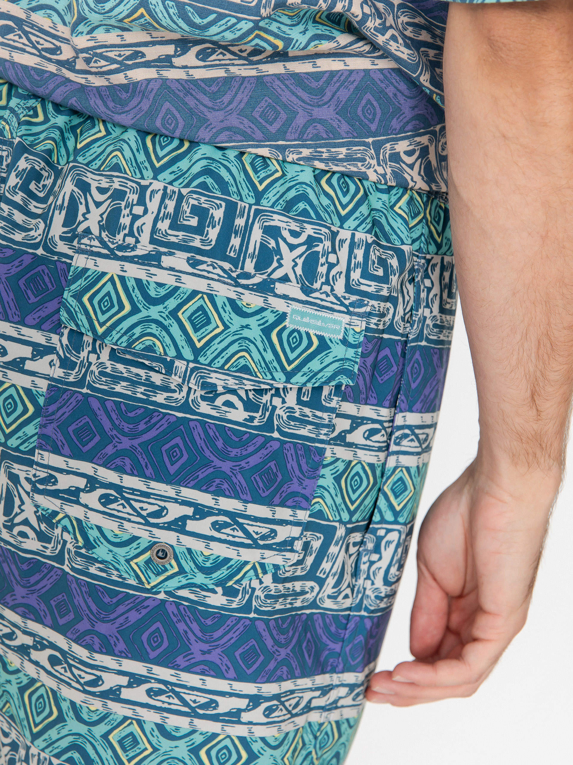 Quiksilver Surfsilk Straight Volley 16 Rövidnadrág (global heat dusted peri)