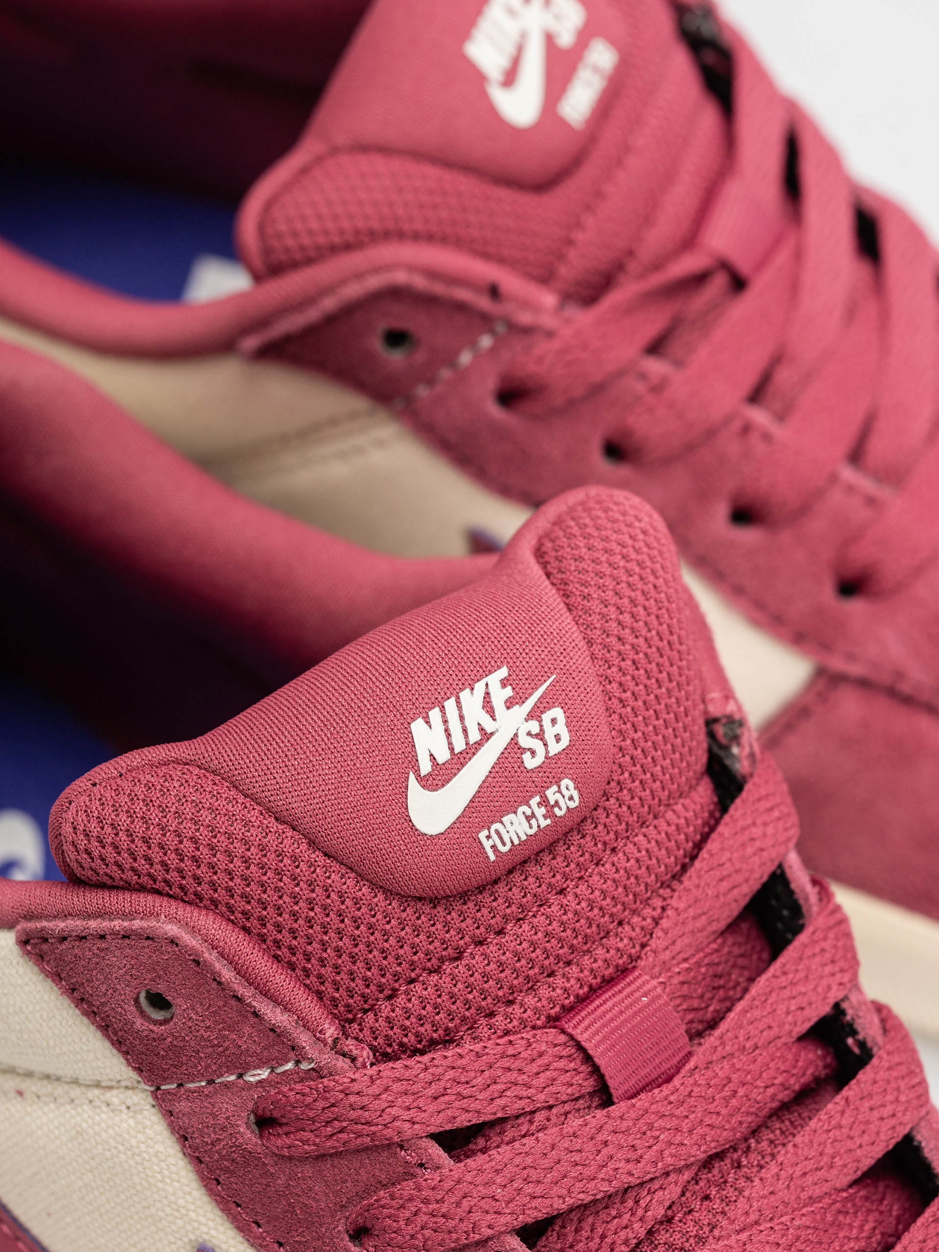 Cipők Nike SB Force 58 (pale ivory/sweet beet fauna brown)