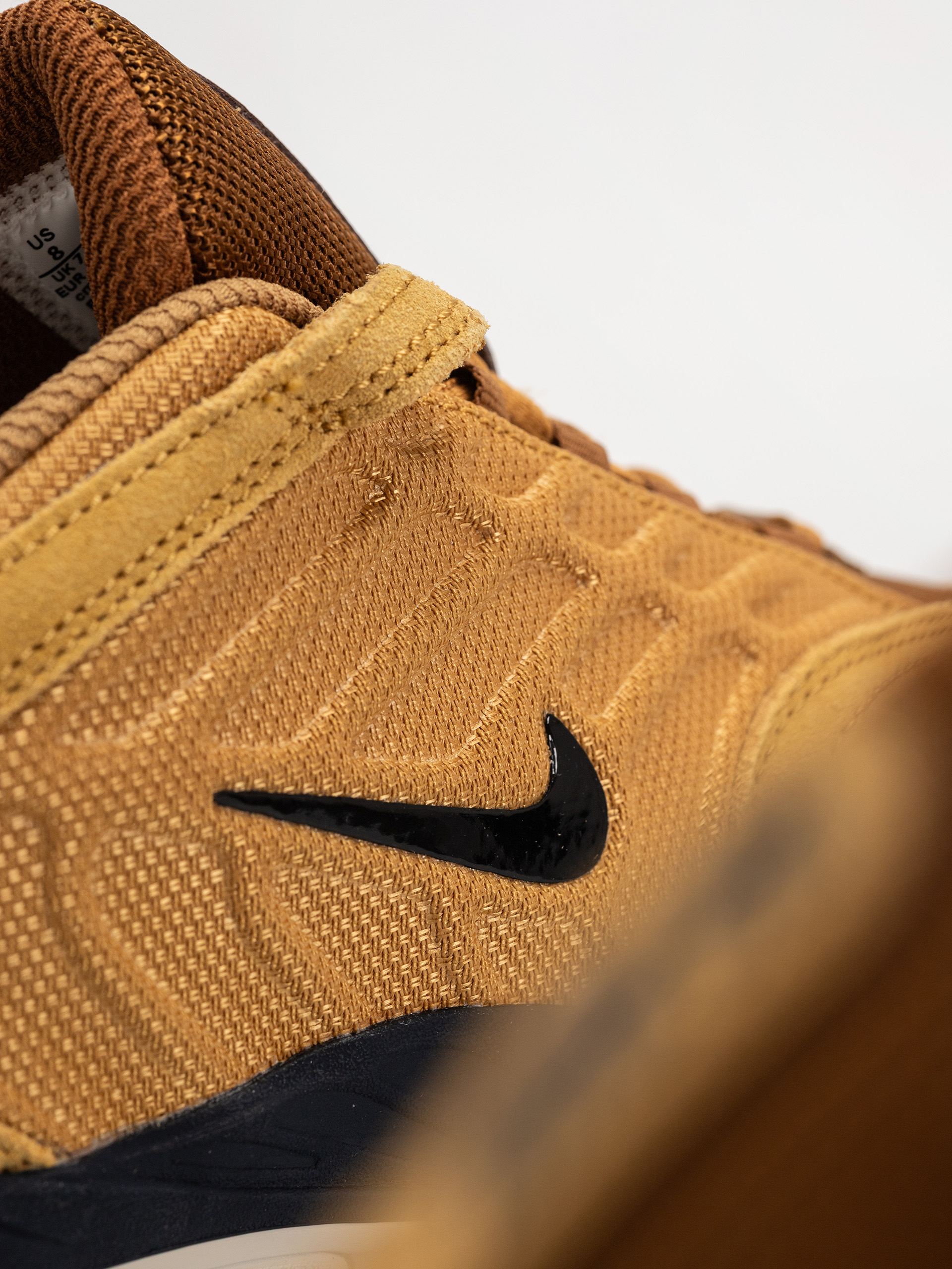 Cipők Nike SB Vertebrae (wheat/black lt british tan obsidian)