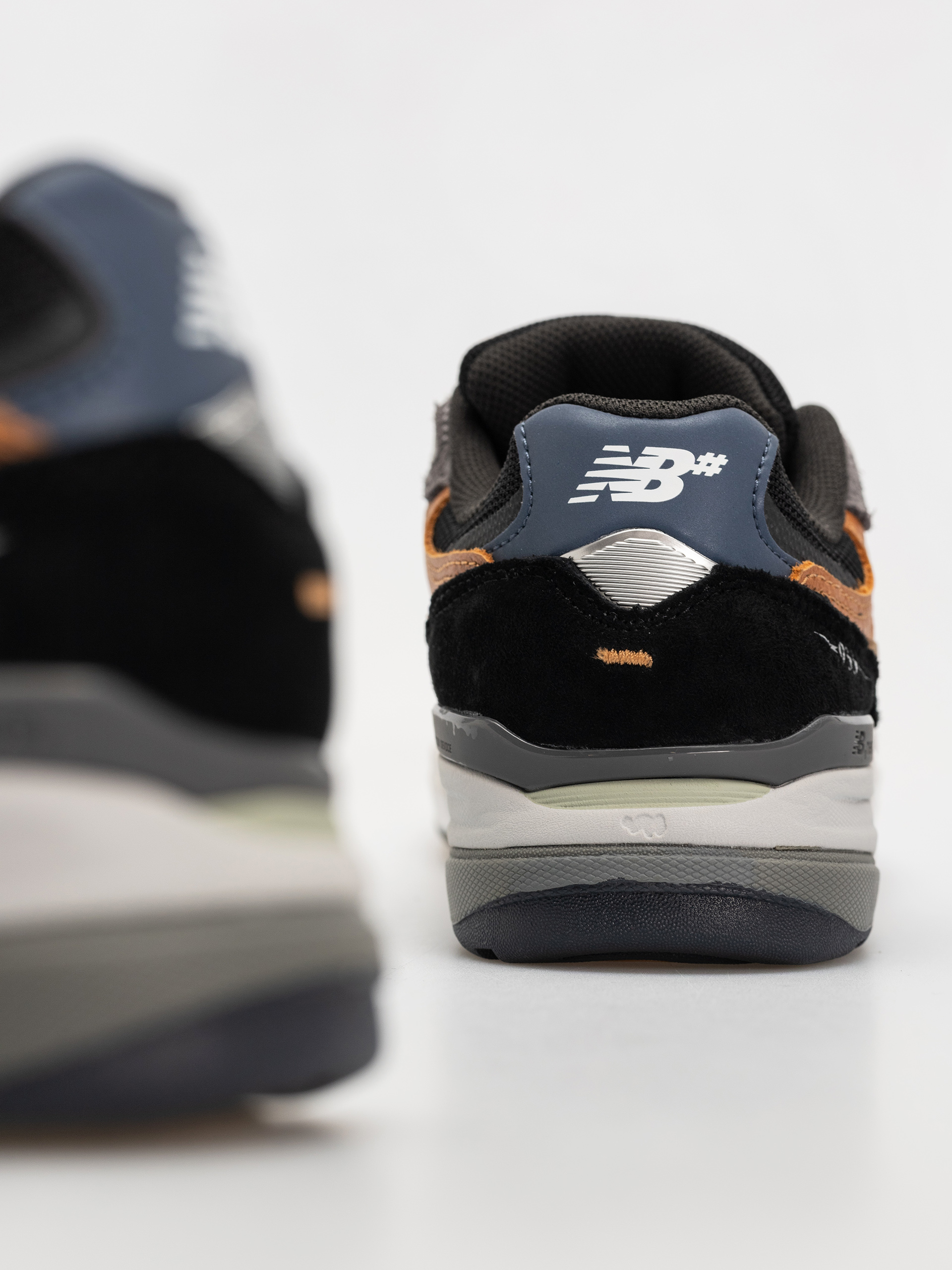 Cipők New Balance 933 (grey brown chestnut)