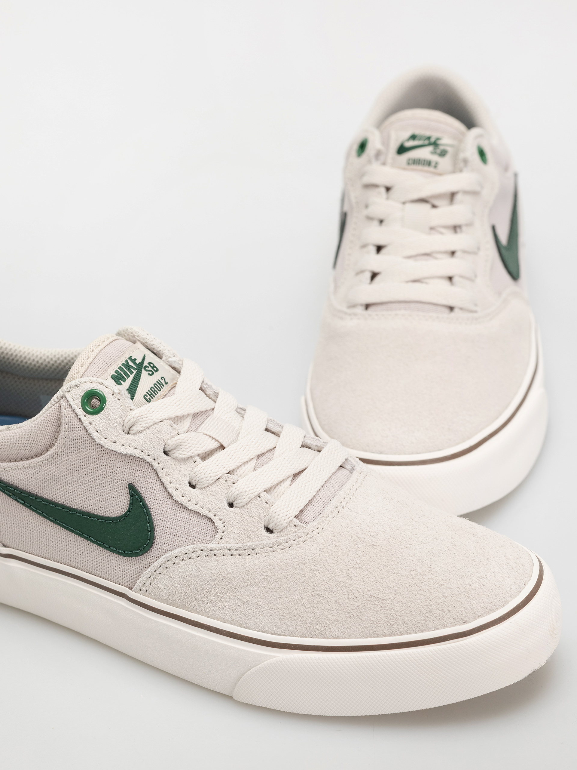 Nike SB Chron 2 Cipők (lt orewood brn/fir phantom mink brown)