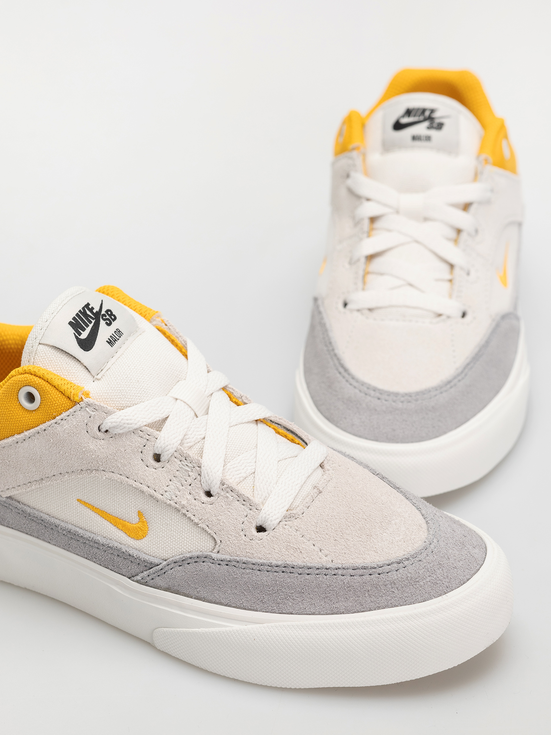 Nike SB Malor JR Cipők (platinum tint/university gold wolf grey)