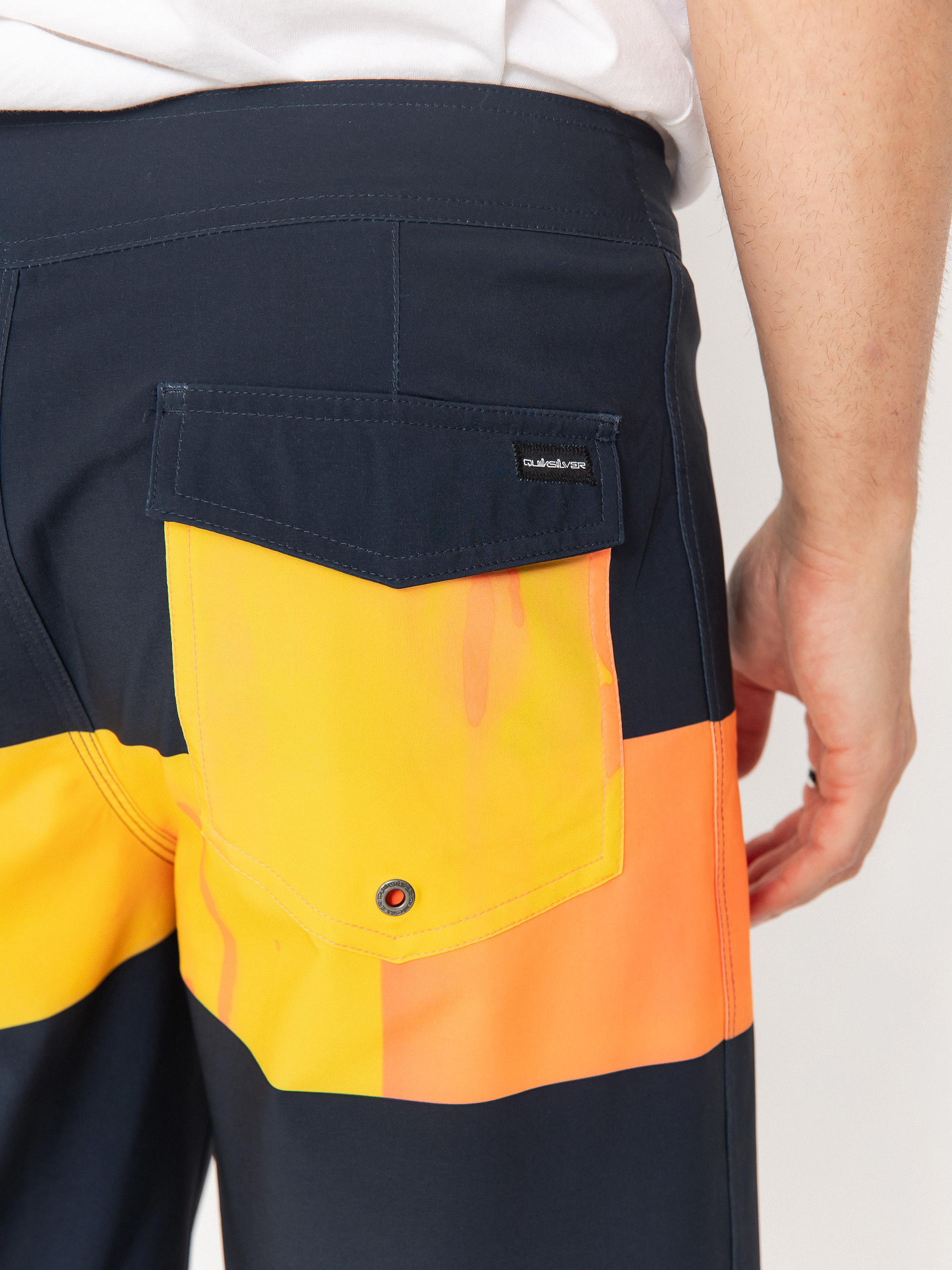 Boardshort Quiksilver Surfsilk 20 (fiery coral bloomfade)