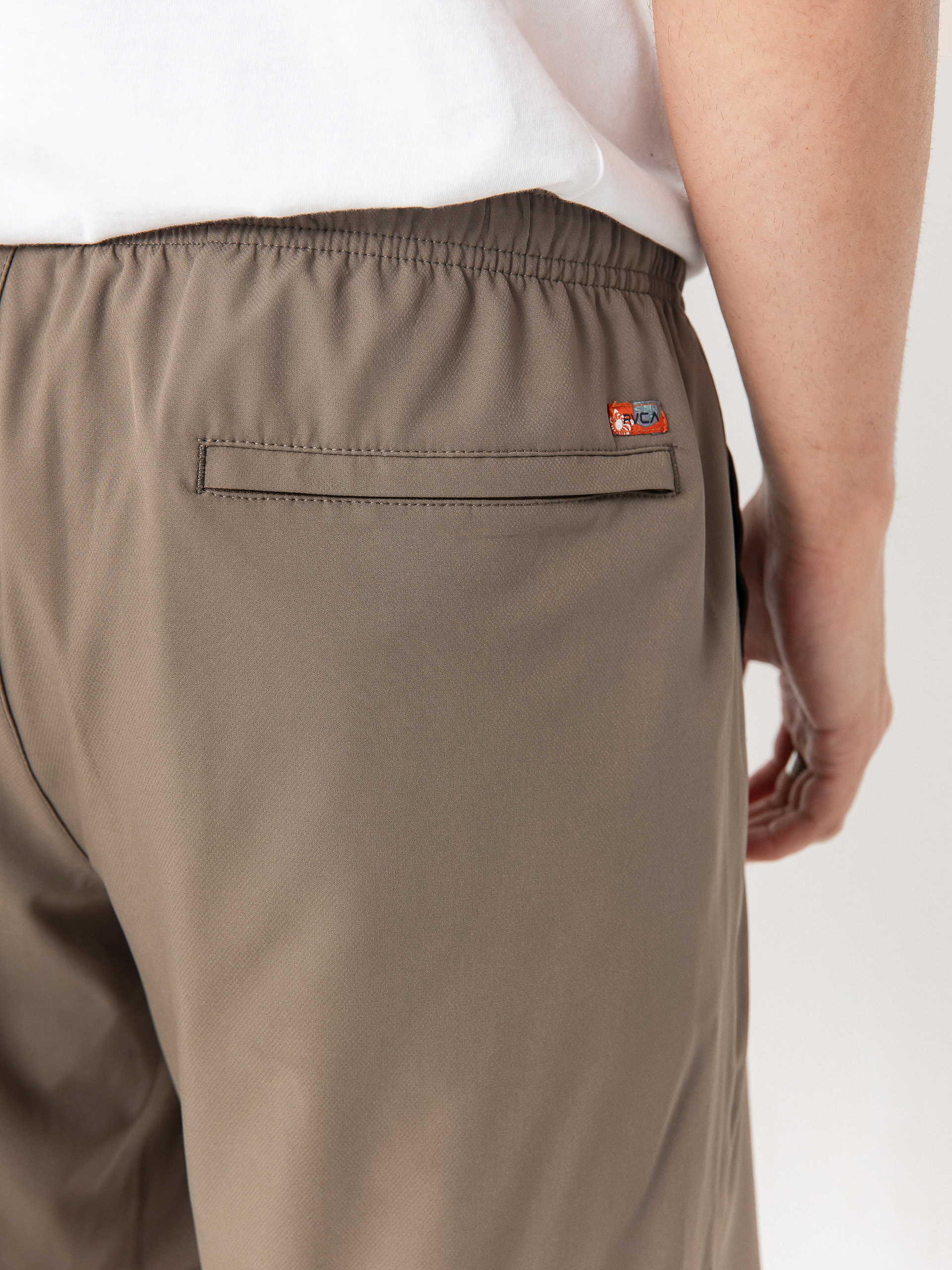 Rövidnadrág RVCA Lauryn Yogger Stretch (mushroom)