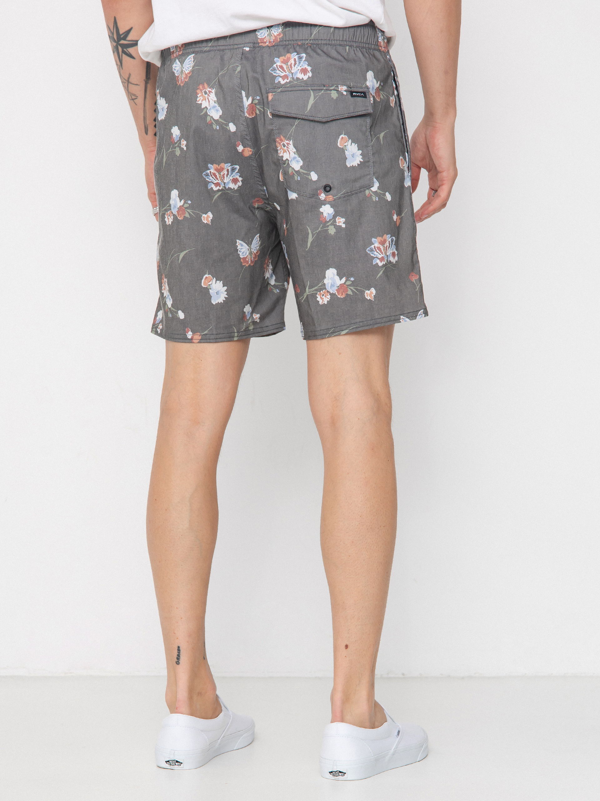 Rövidnadrág RVCA Barnes Elastic Short 17 (black floral print)