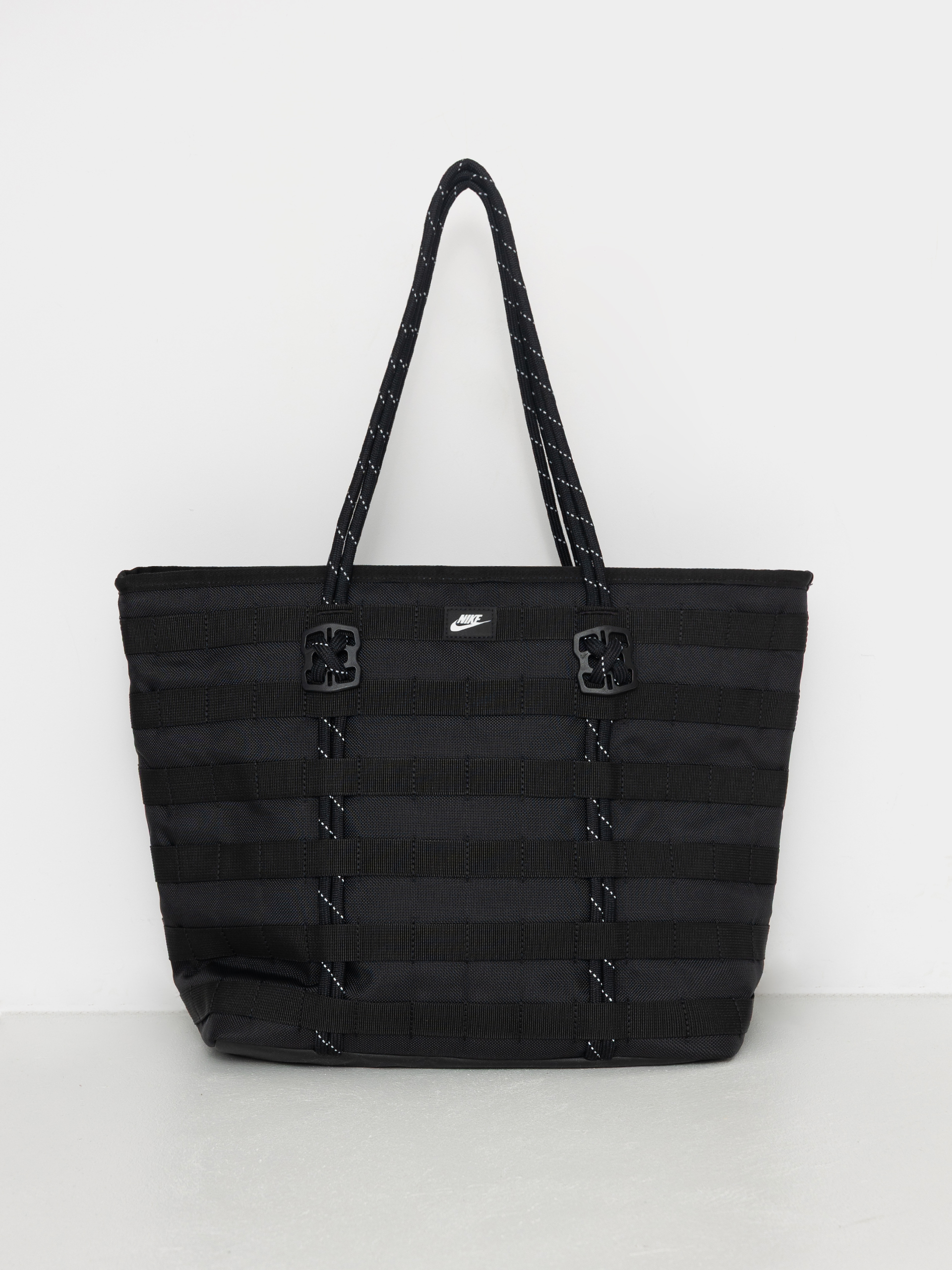 Táska Nike SB Sportswear (black/black/white)