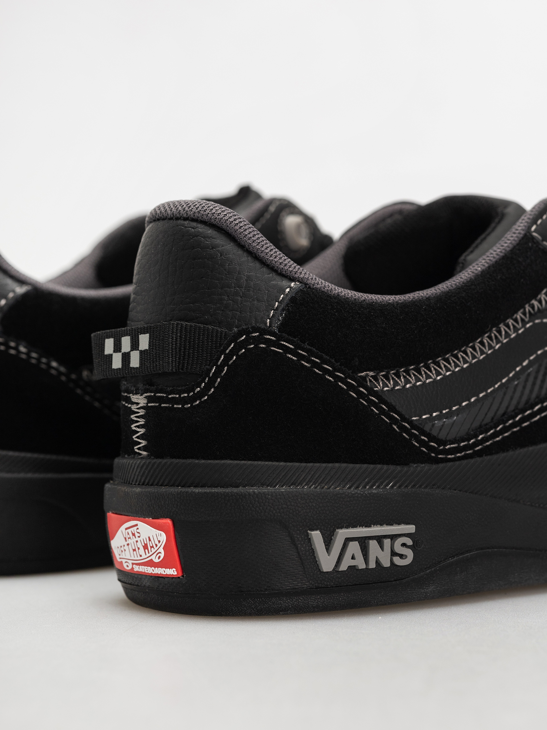 Vans Skate 2 Wayvee Cipők (black/black/grey)