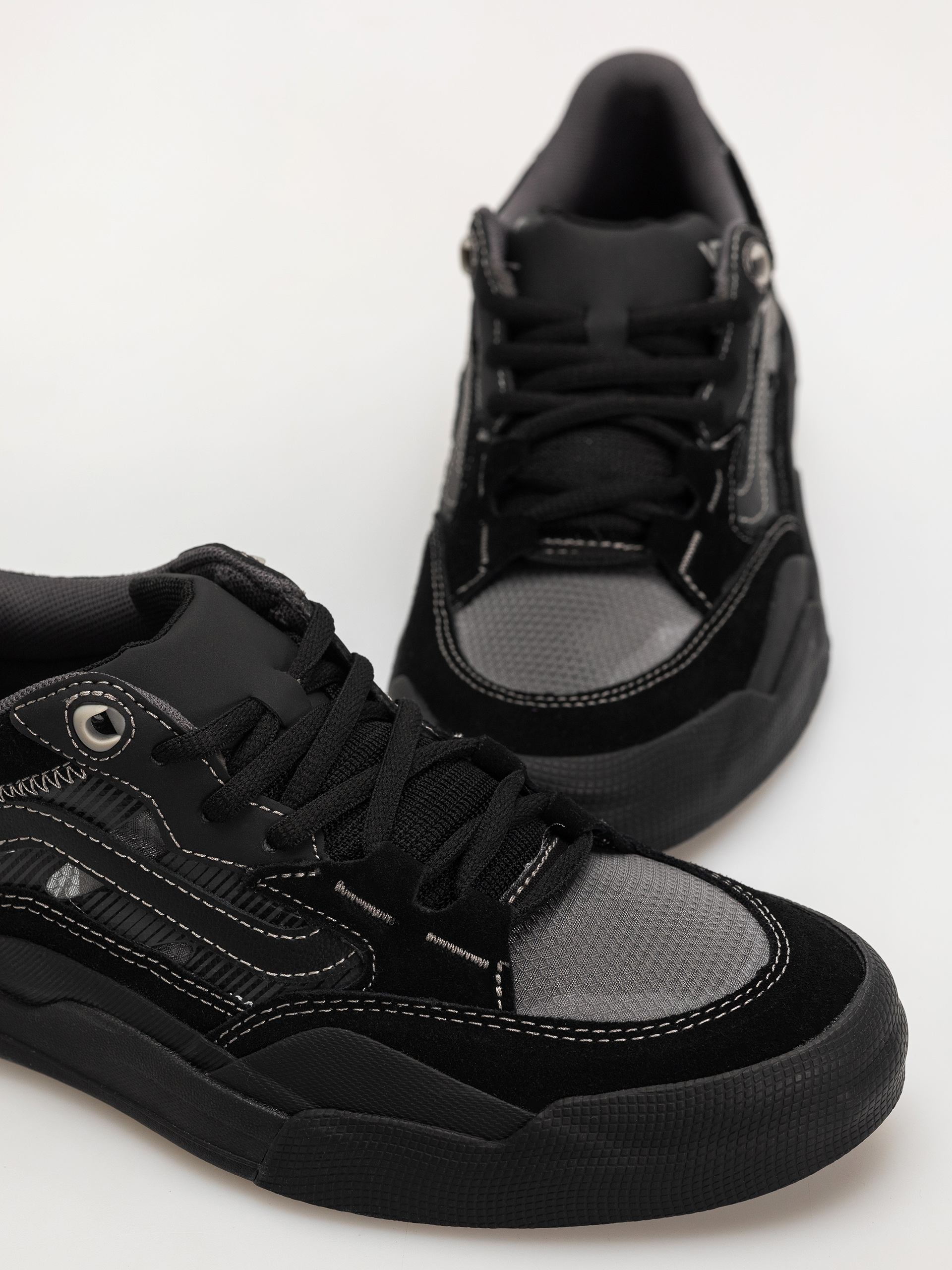 Vans Skate 2 Wayvee Cipők (black/black/grey)