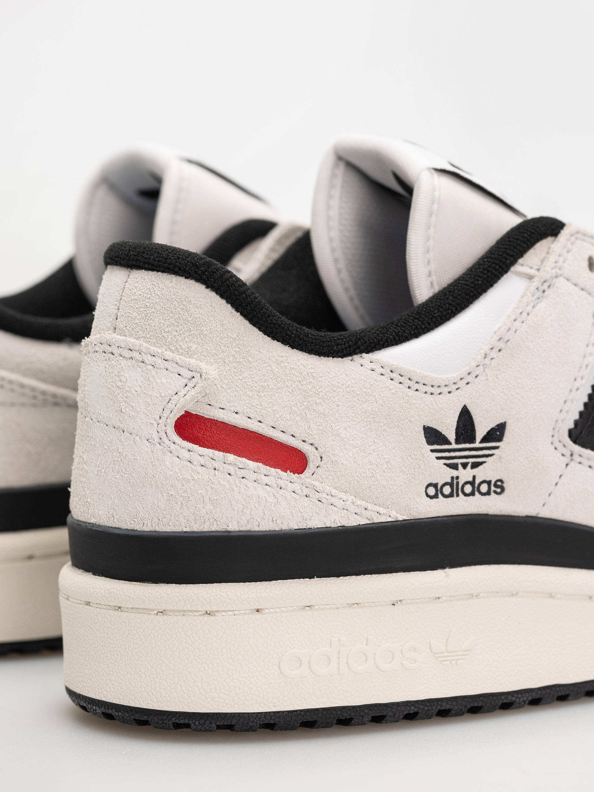 adidas Forum 84 Low Adv Cipők (crywht/cblack/betsca)