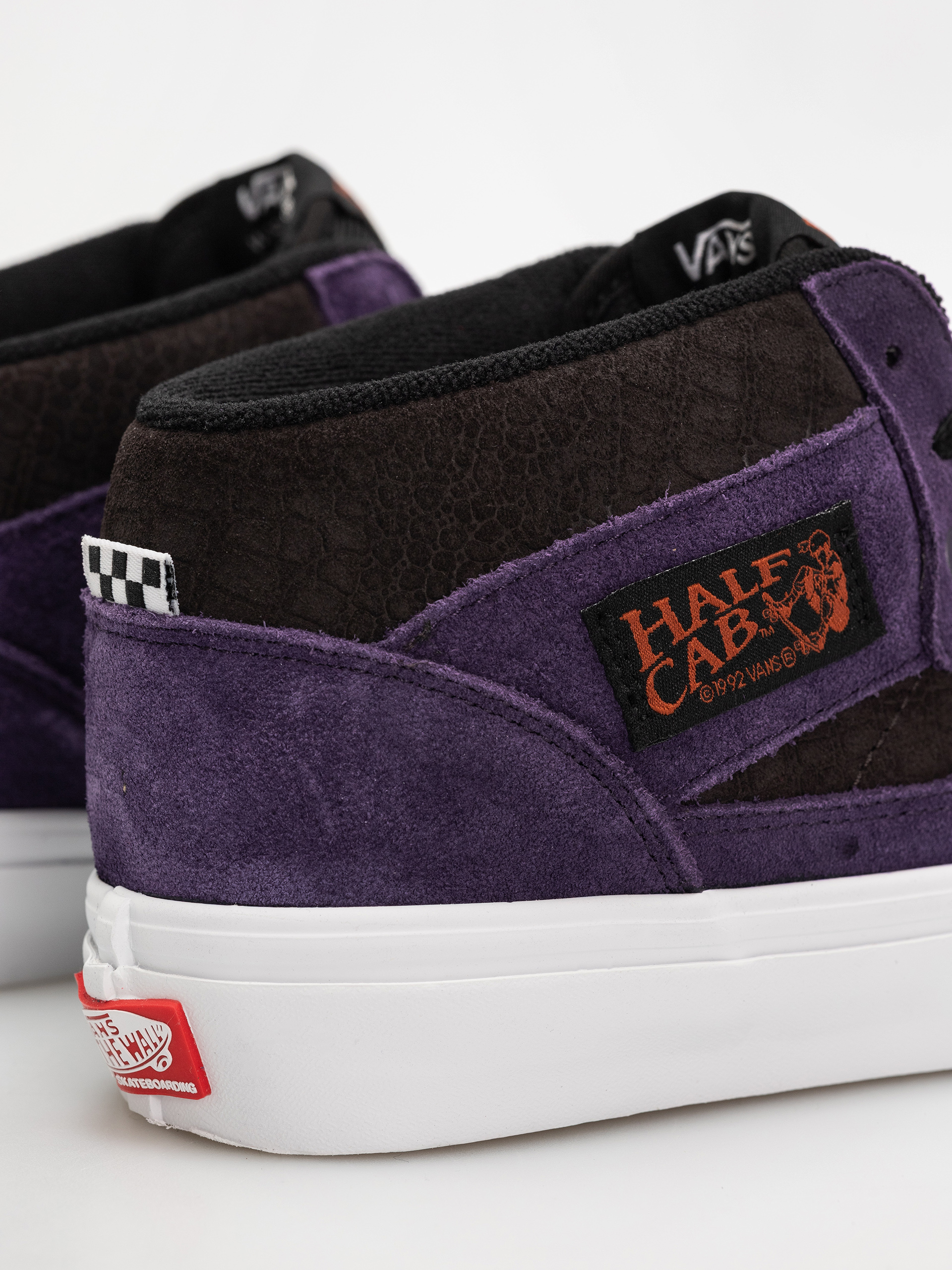 Vans Skate Half Cab Cipők (croc grape)