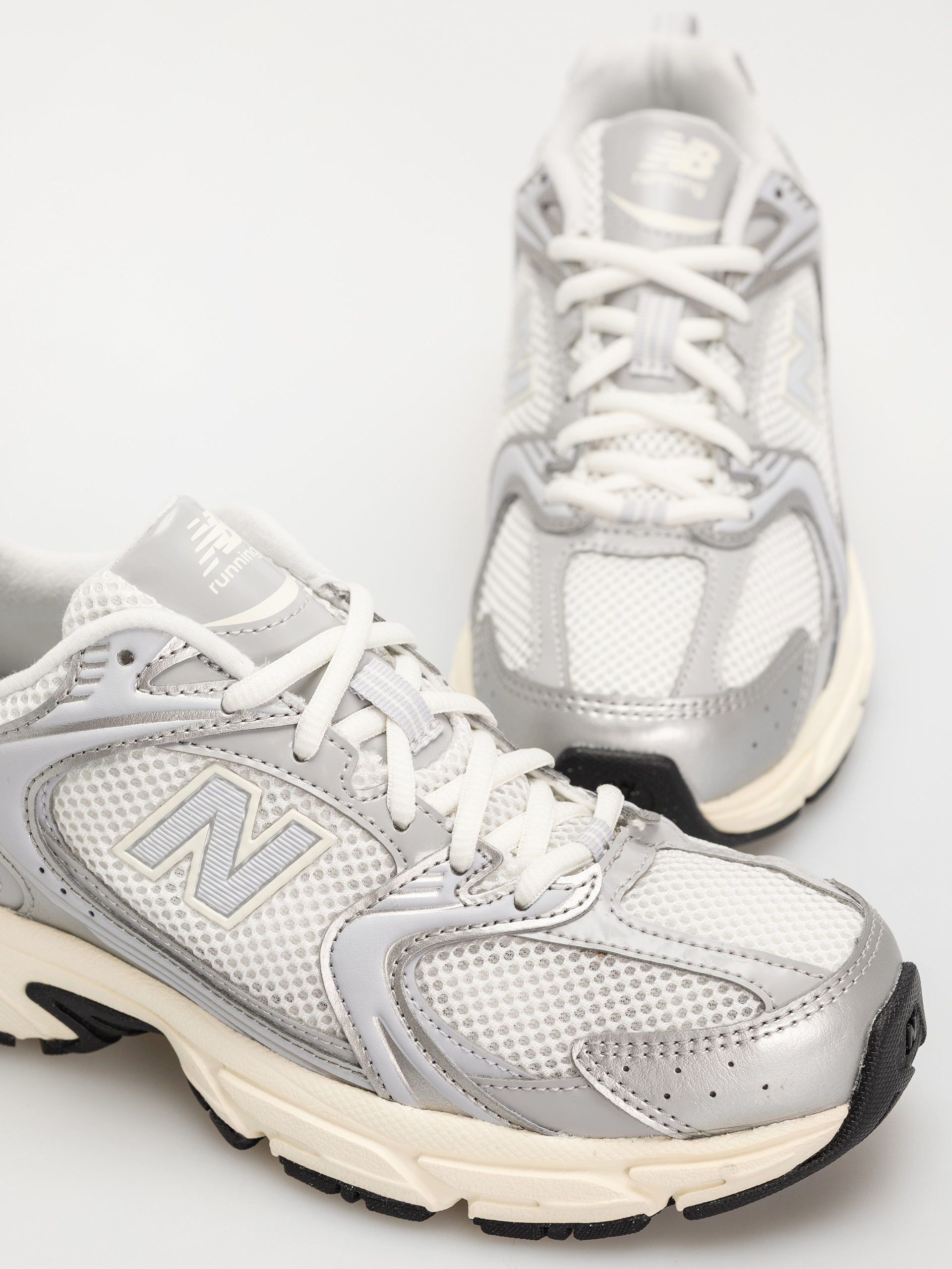 New Balance 530 Cipők (silver metallic)