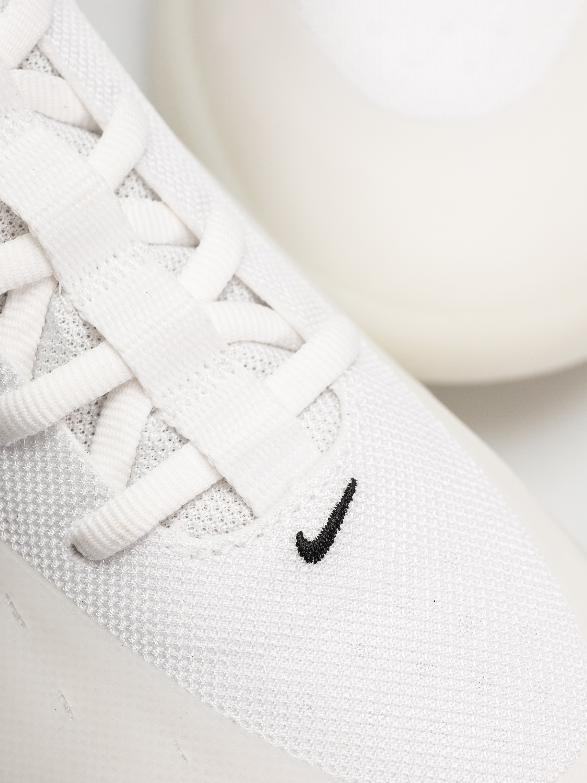 Nike SB Zoom Nyjah 4 Cipők (white/black white black)