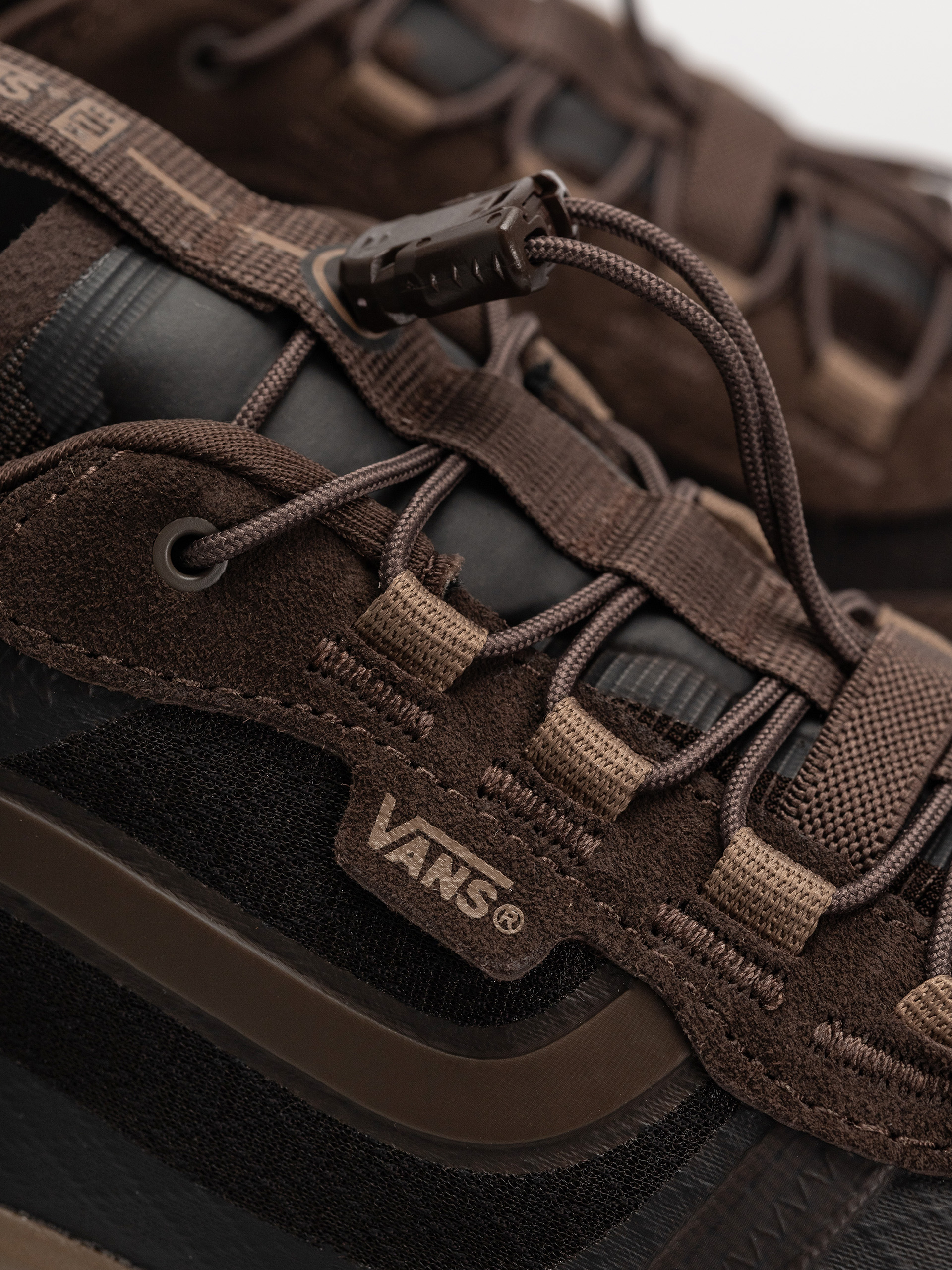 Vans Mte Crosspath Xc Cipők (dark brown)