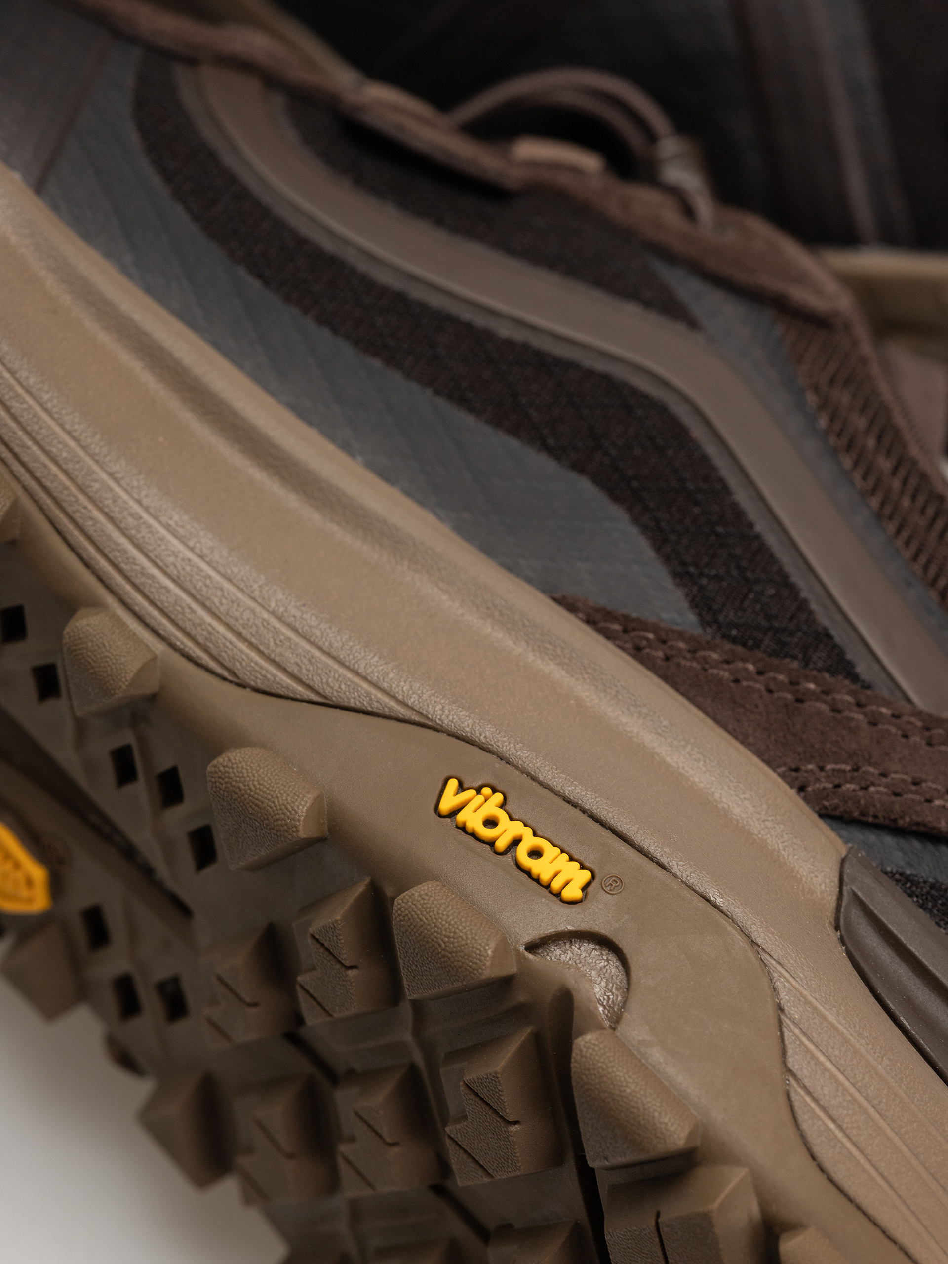 Vans Mte Crosspath Xc Cipők (dark brown)