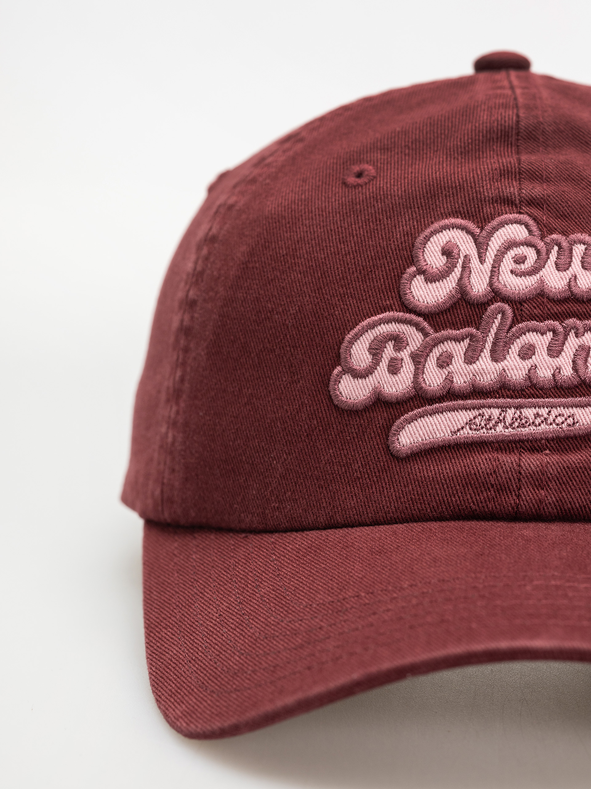 New Balance 6 Panel Athletics Legacy Baseball sapka Wmn (red)