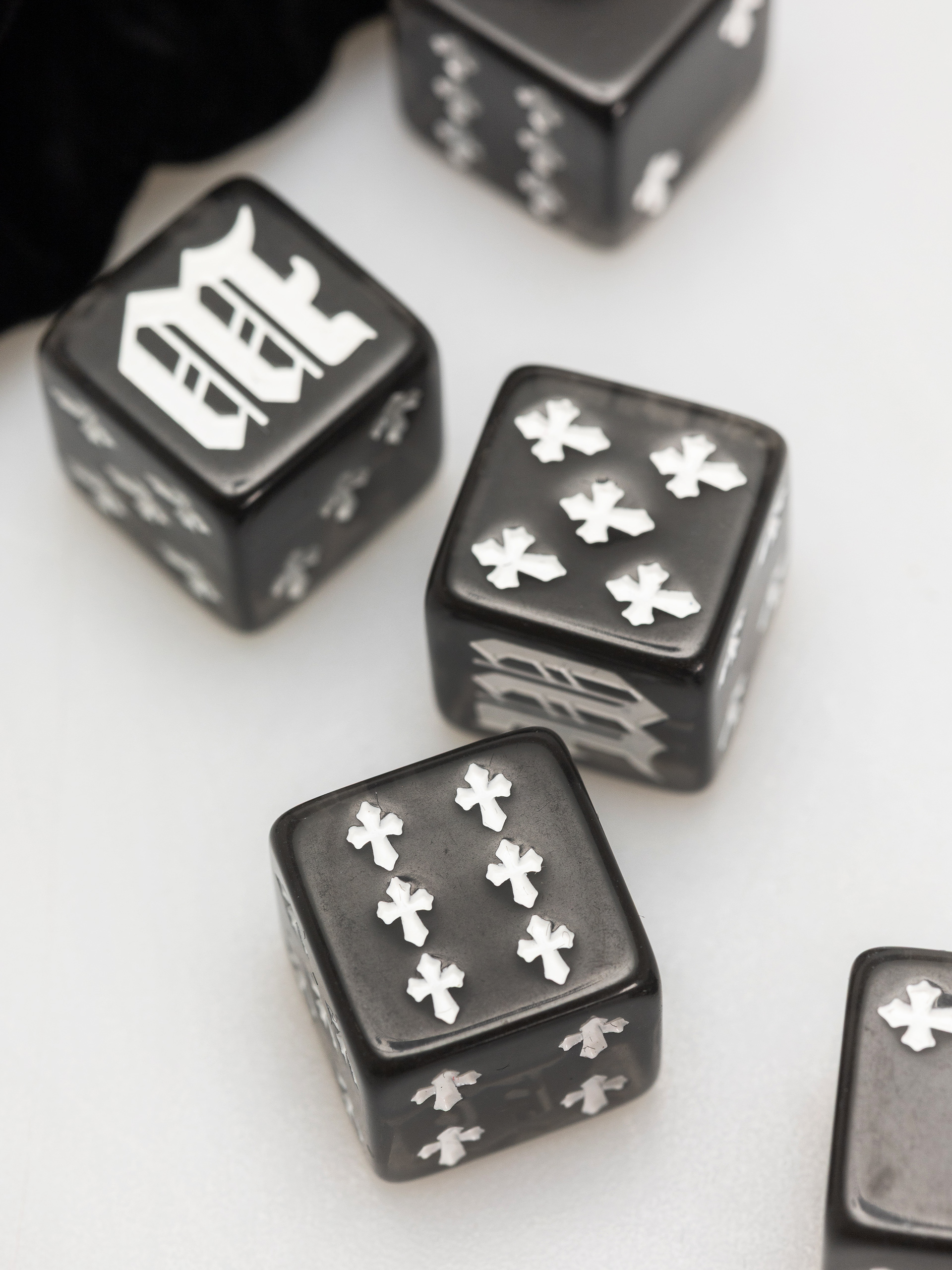 Wasted Paris Kości do gry Cross Dices Set Akcesoria (black)