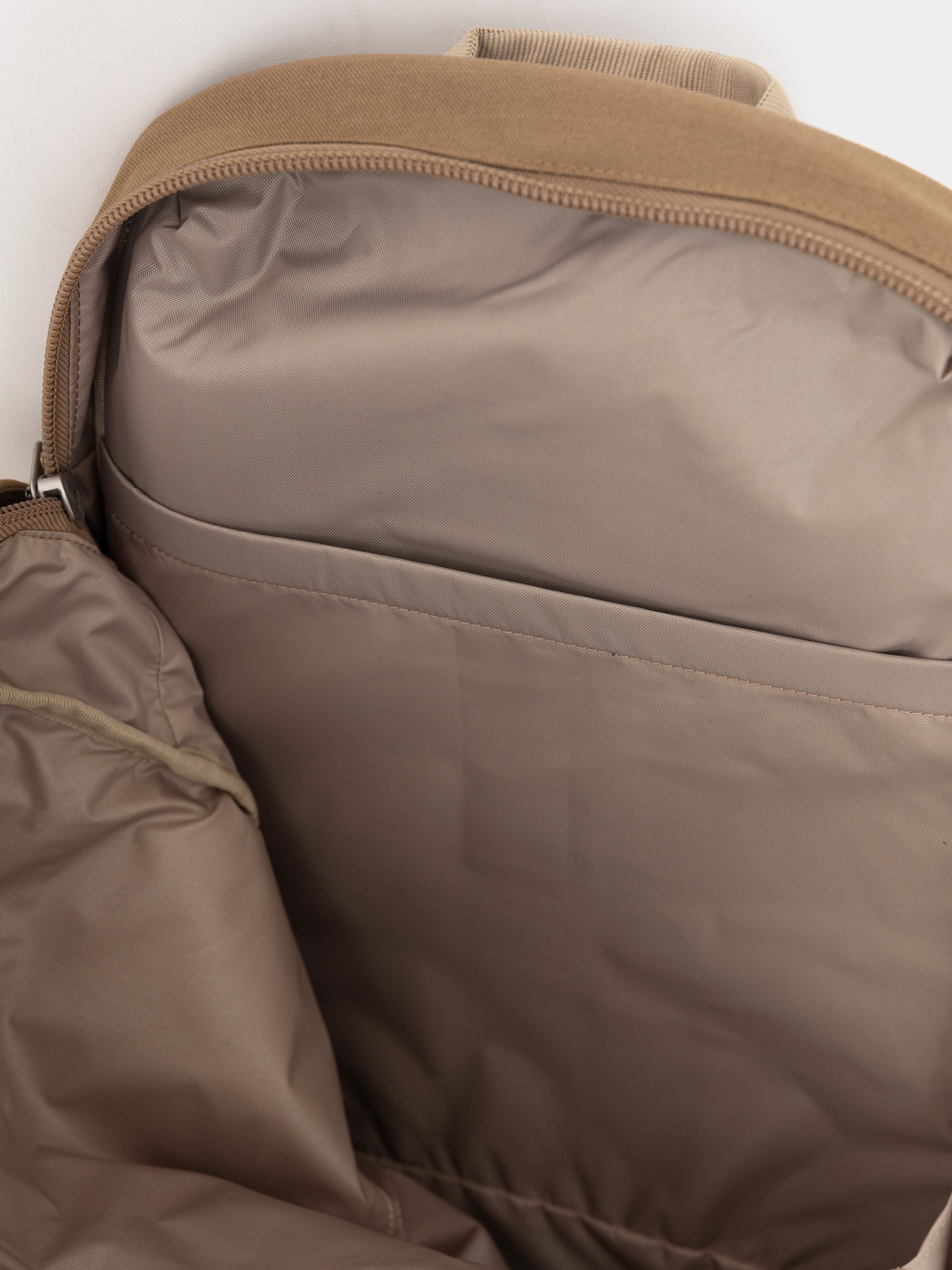 Osprey Arcane XL Day Hátizsák (latte brown)