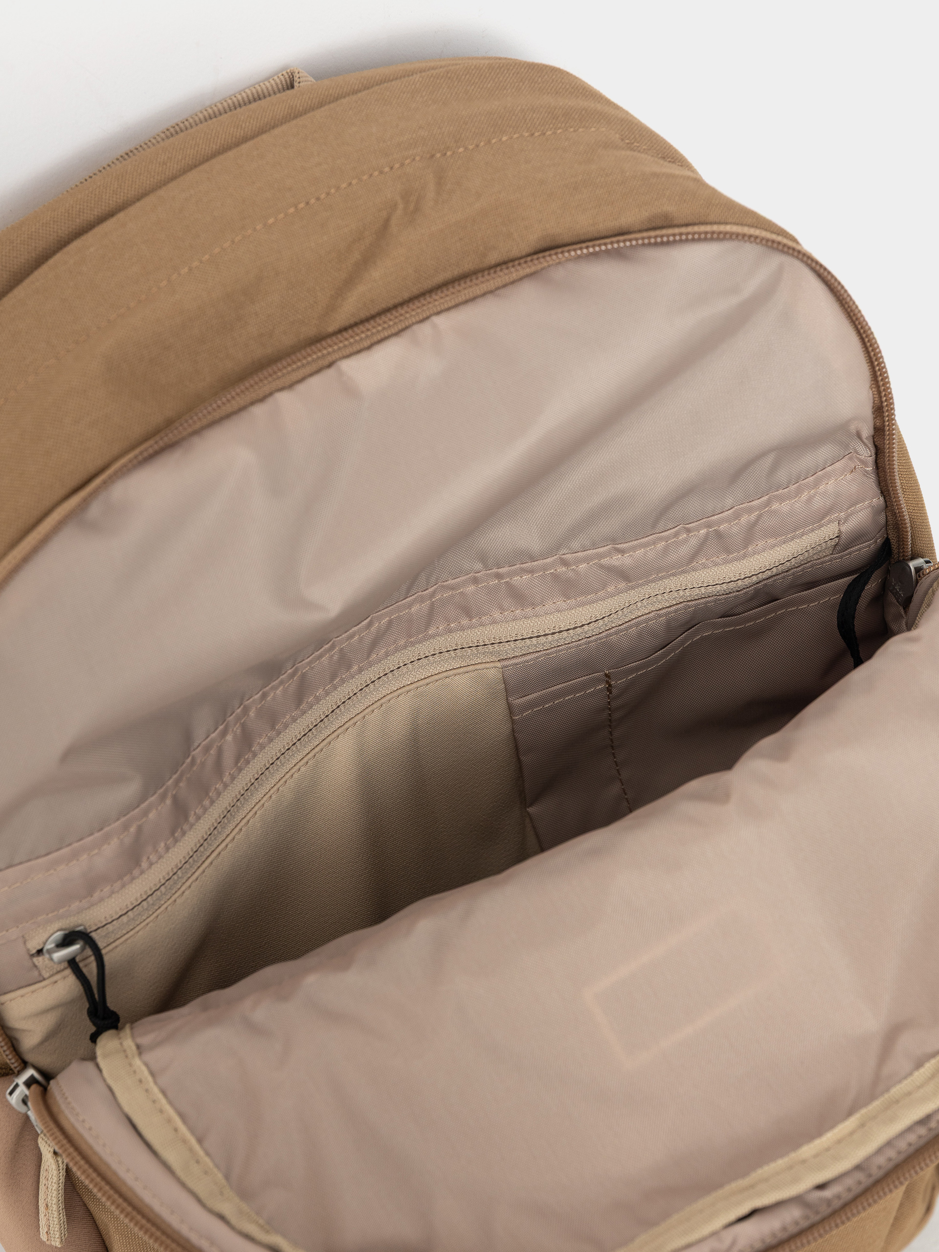 Osprey Arcane XL Day Hátizsák (latte brown)