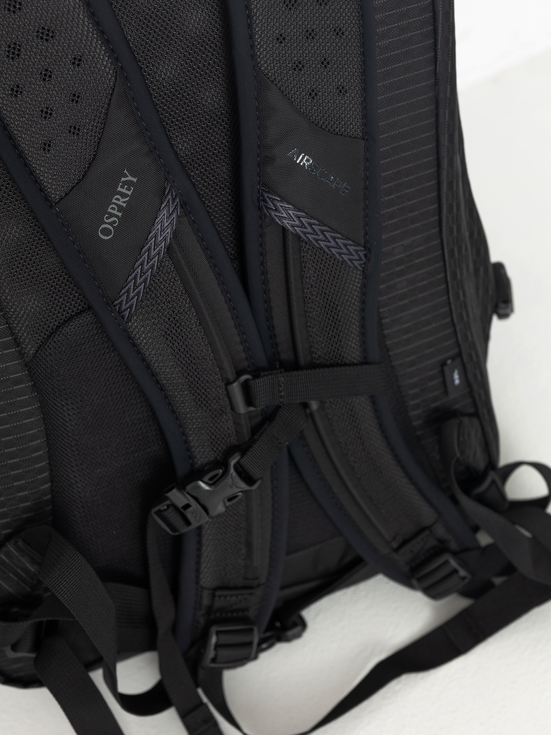 Osprey Nebula Hátizsák (black)