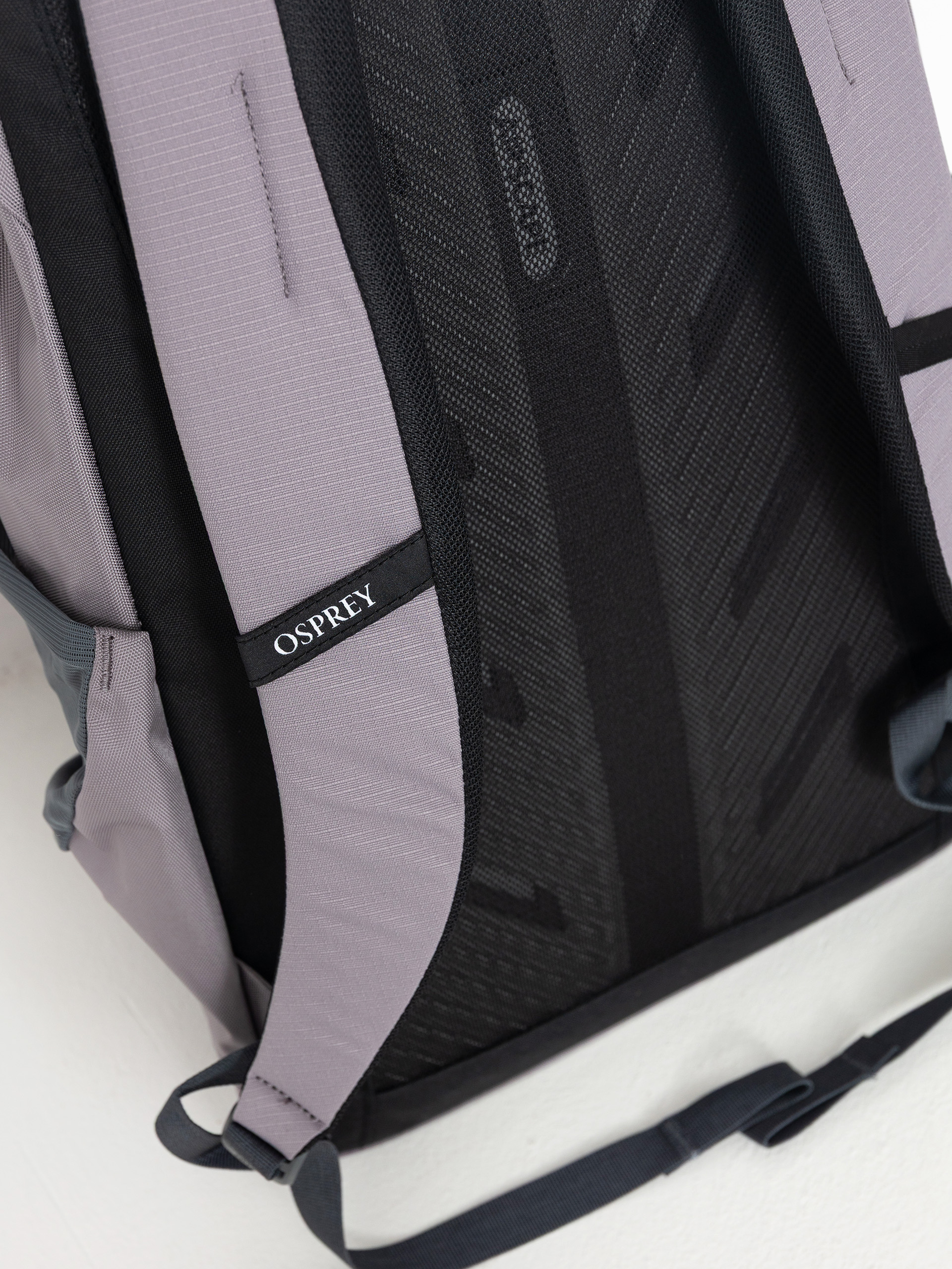 Osprey Axis 24 Hátizsák (soundwave grey)