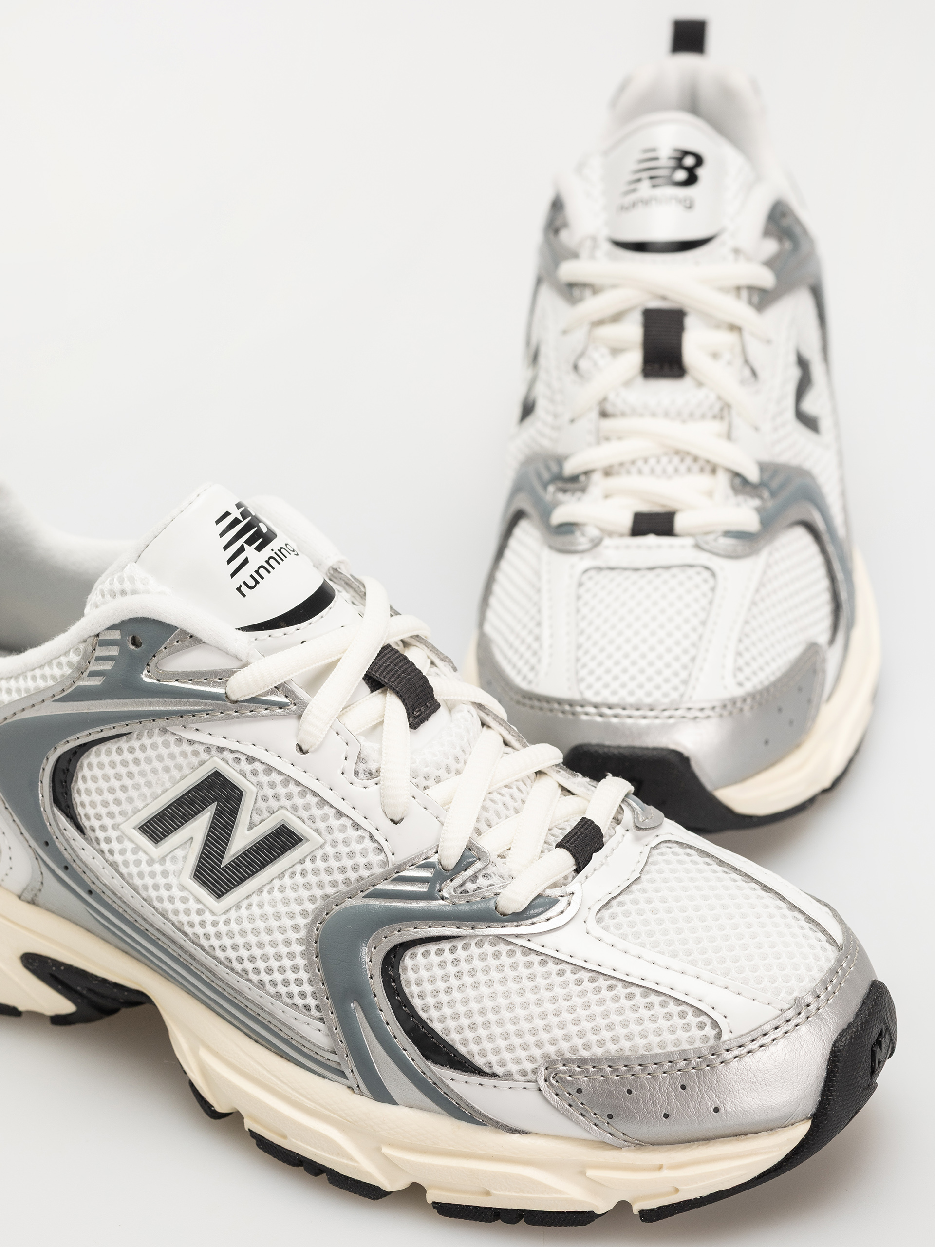 New Balance 530 Cipők (silver metallic)