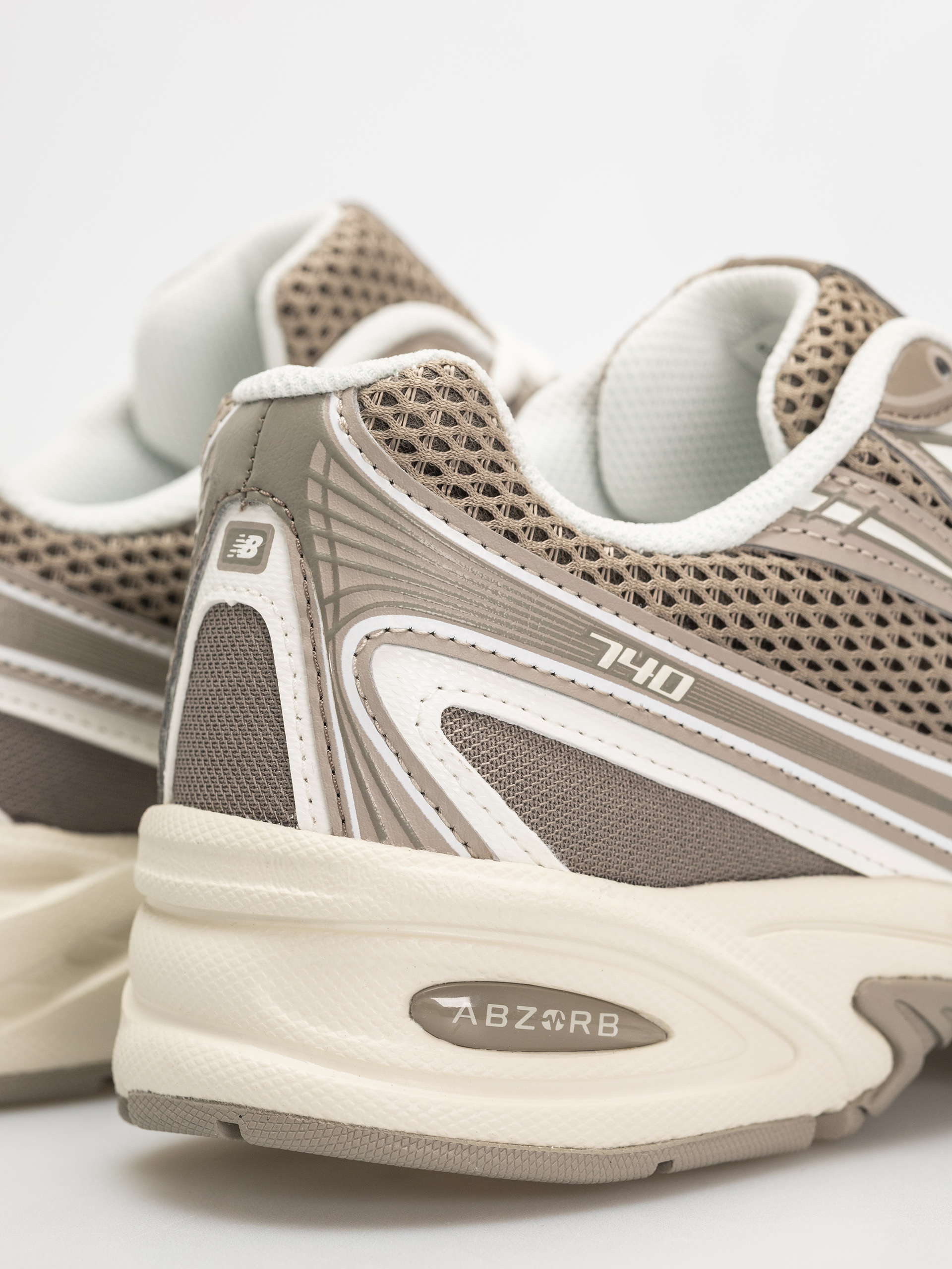 New Balance 740 Cipők (dark olivine)