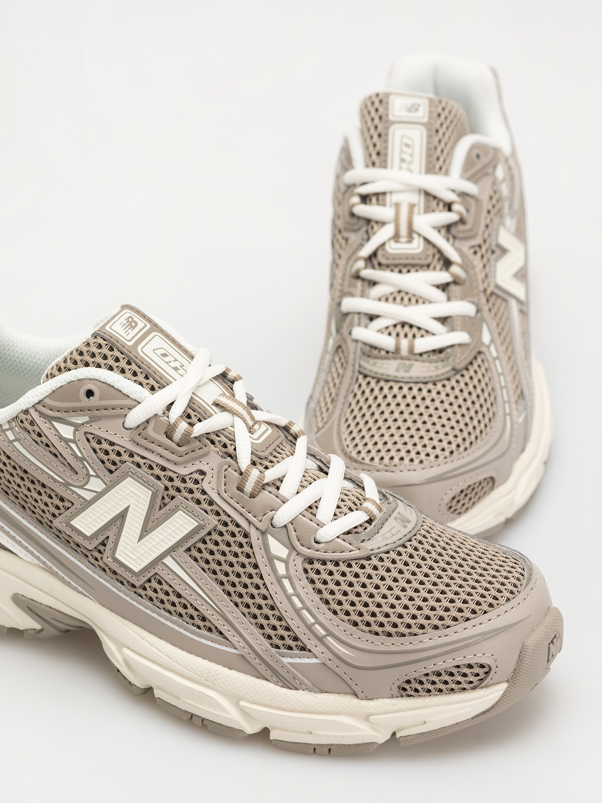 New Balance 740 Cipők (dark olivine)