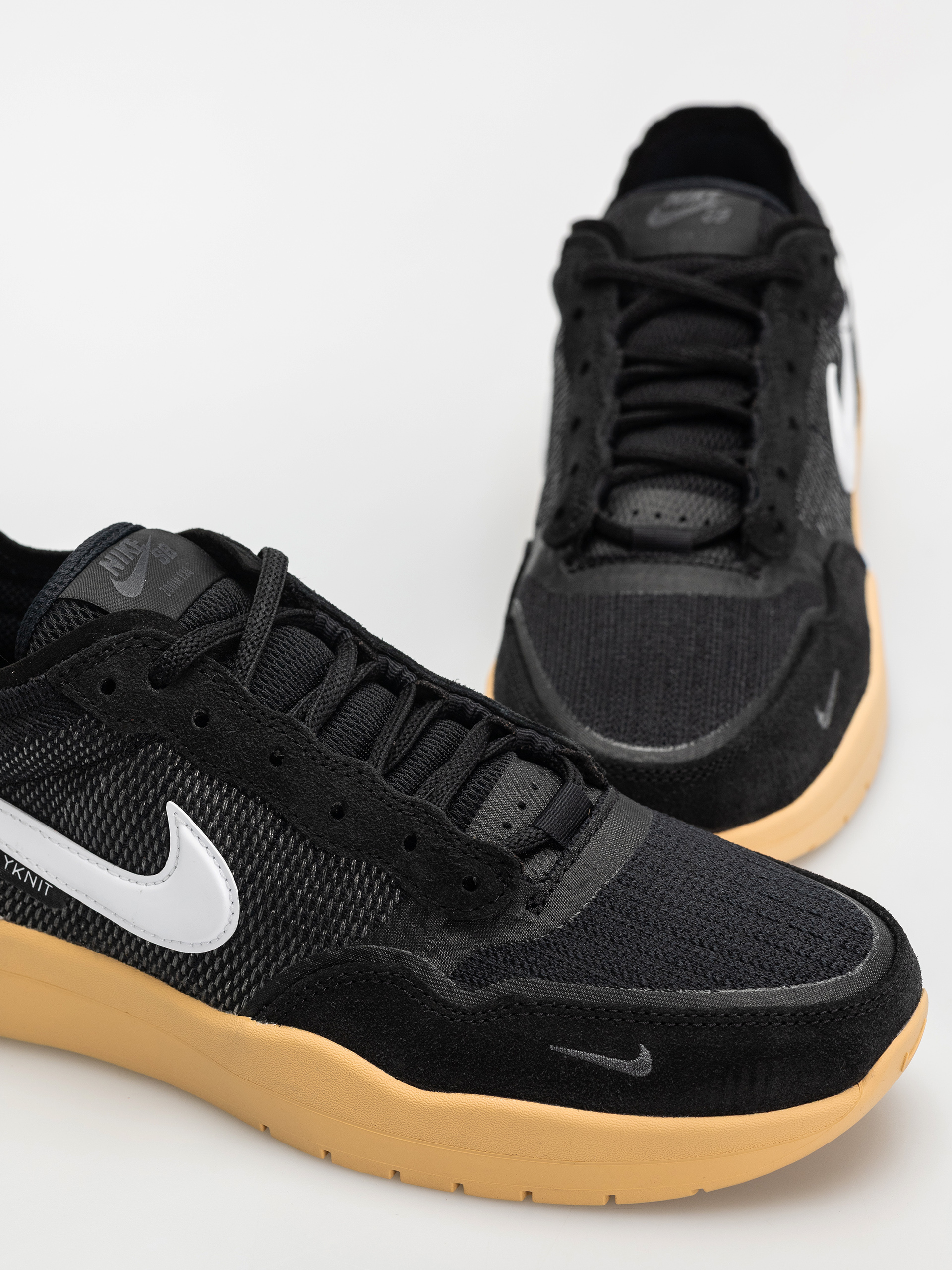 Nike SB Ps8 Cipők (black/white anthracite gum yellow)