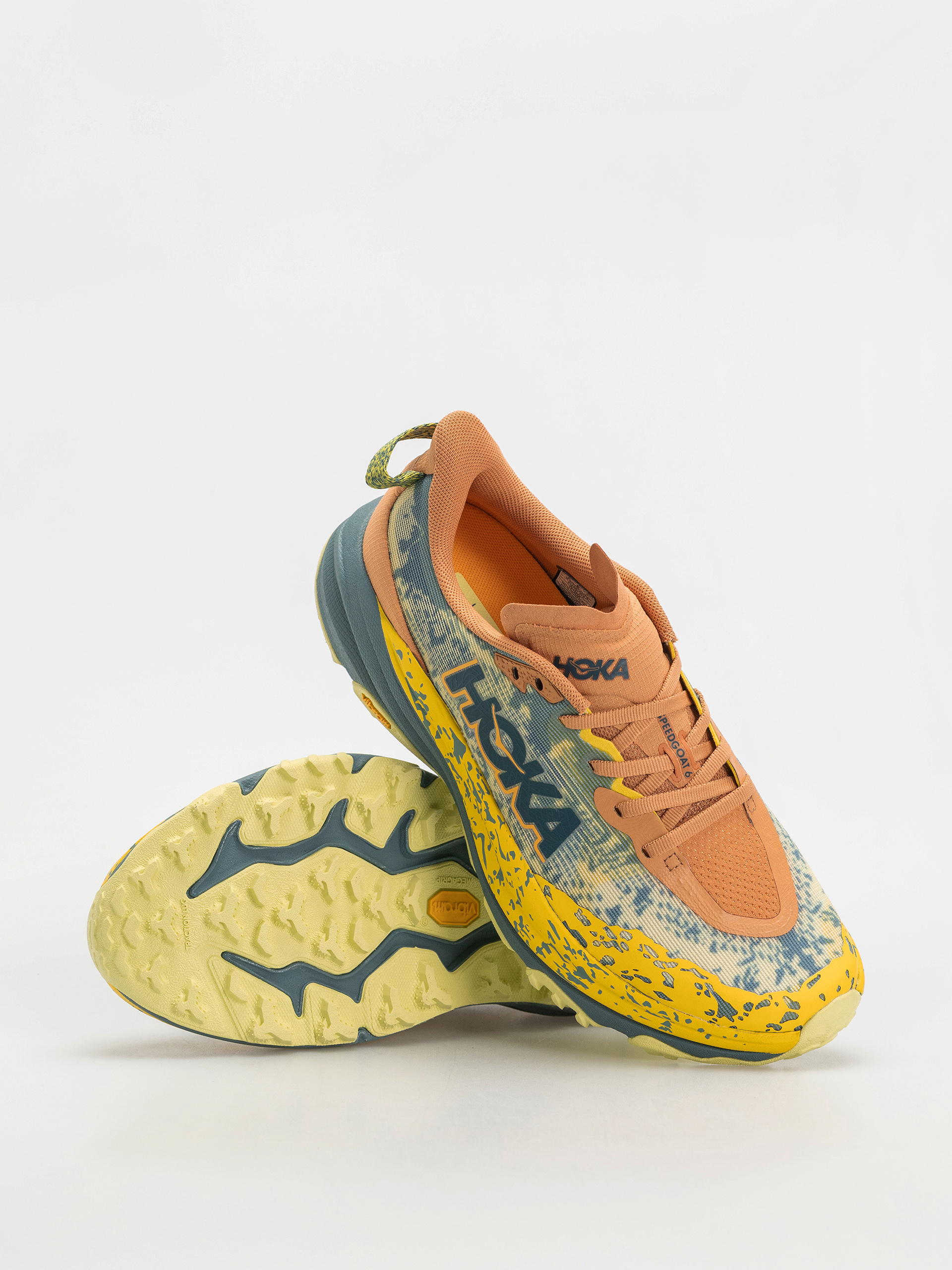 Hoka Speedgoat 6 Cipők (terra cotta/mountain fog)
