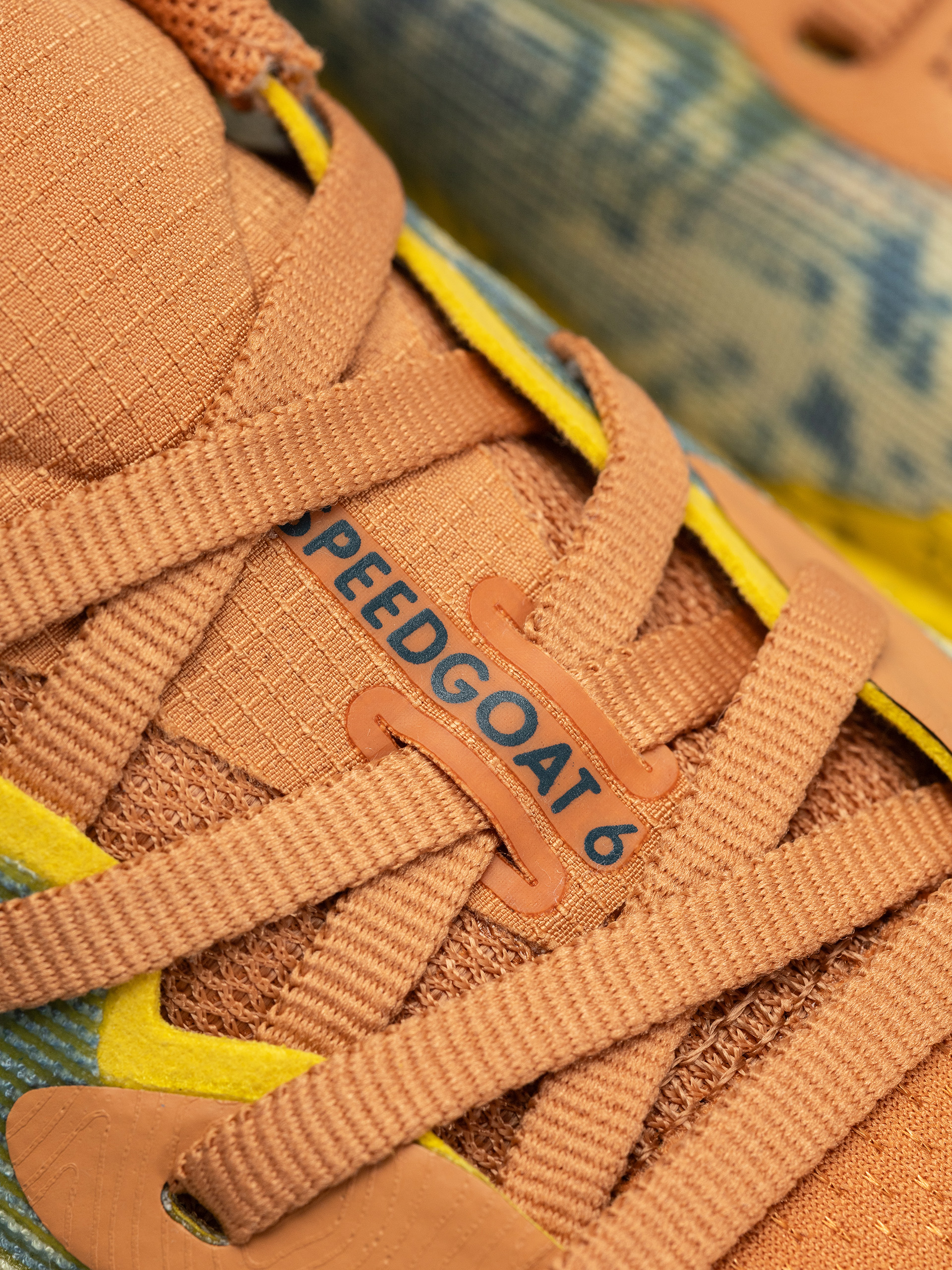 Hoka Speedgoat 6 Cipők (terra cotta/mountain fog)