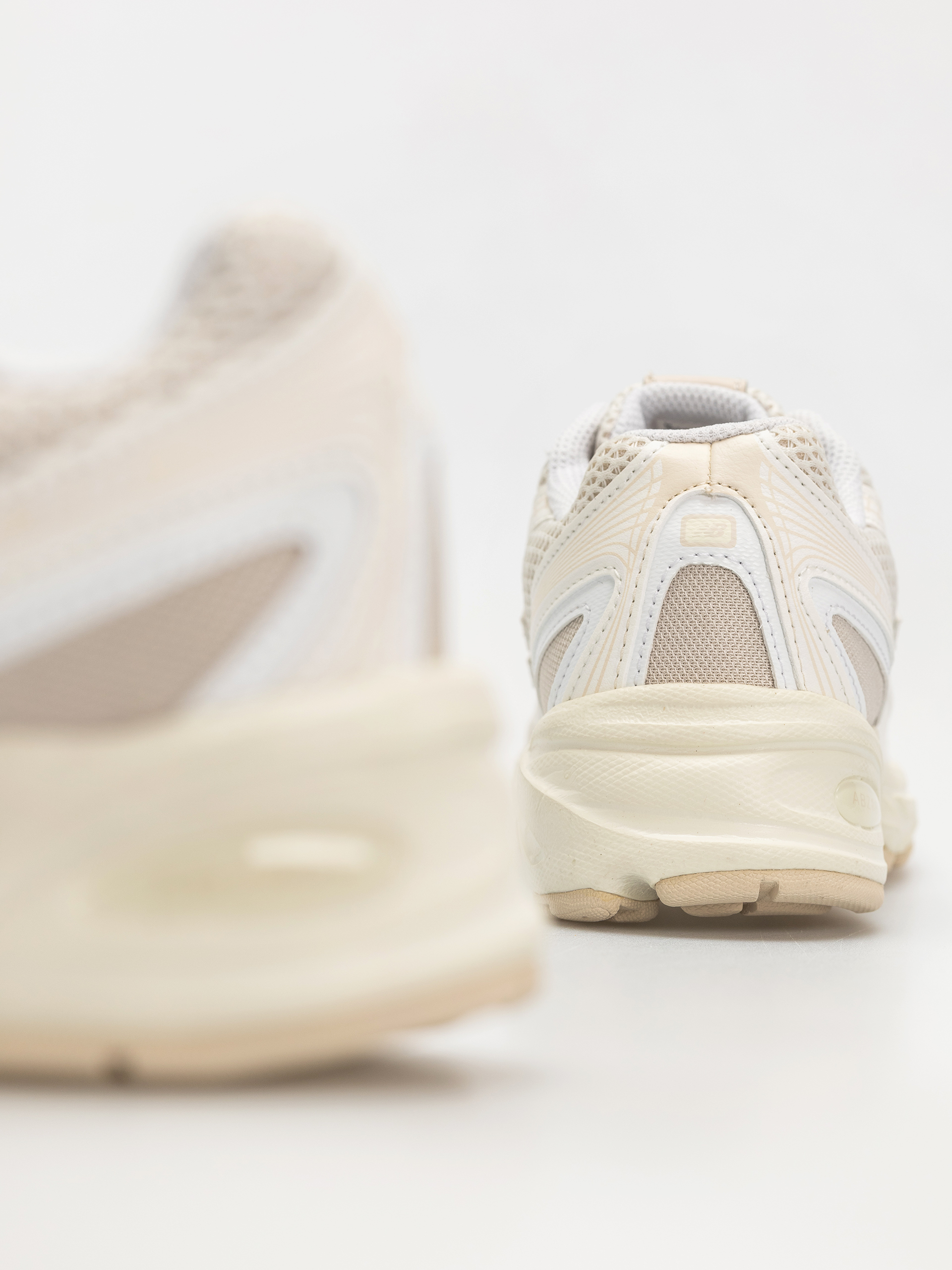 New Balance 740 JR Cipők (sea salt)