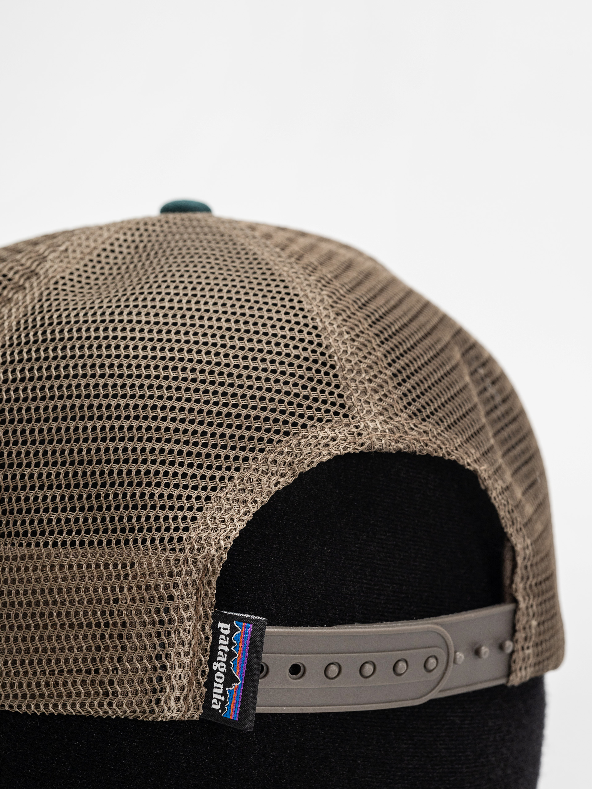 Patagonia P 6 Logo Trucker Baseball sapka (cascade green)