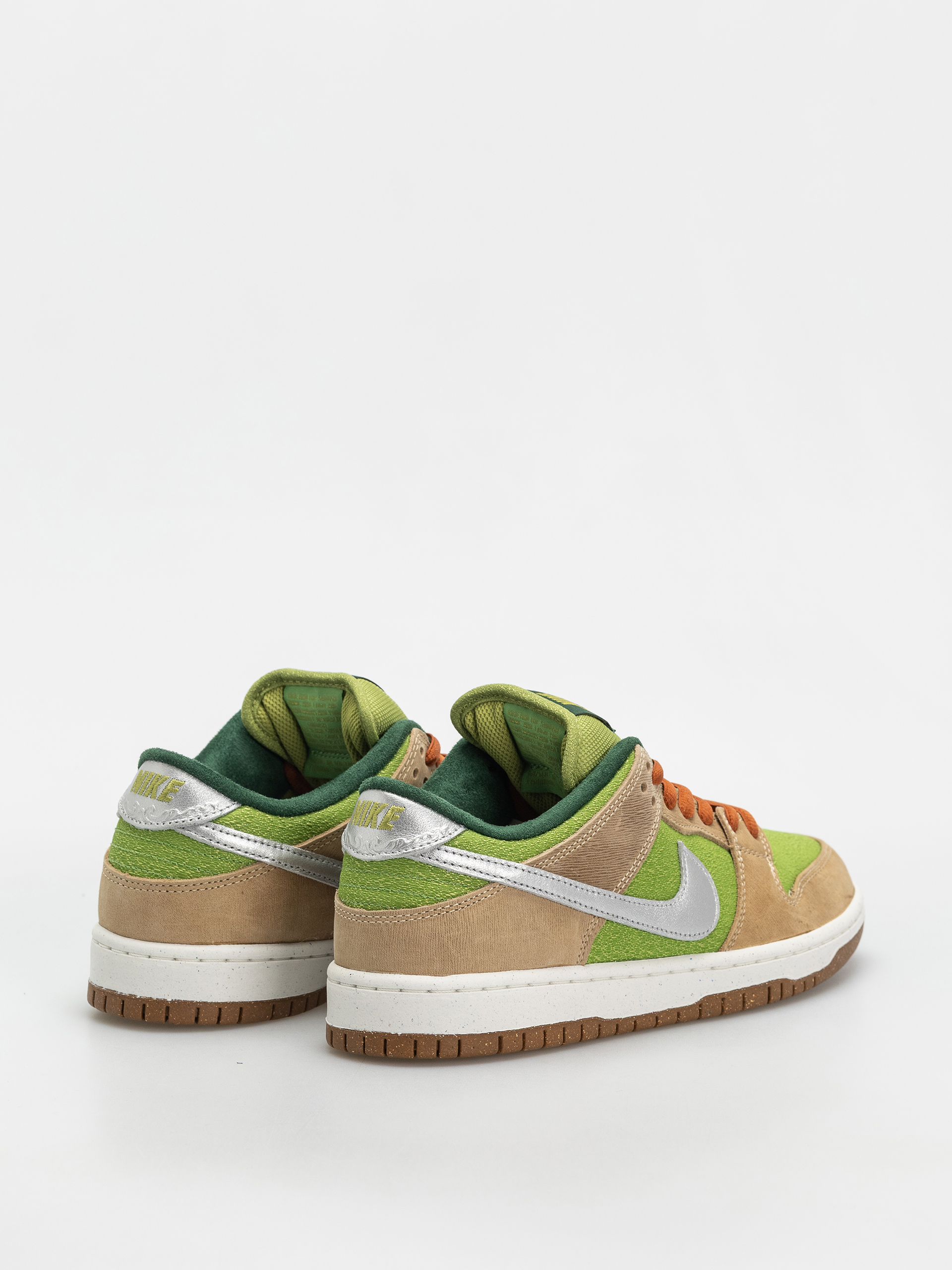 Nike SB Dunk Low Pro Wc Cipők (sesame/metallic silver pear fir)