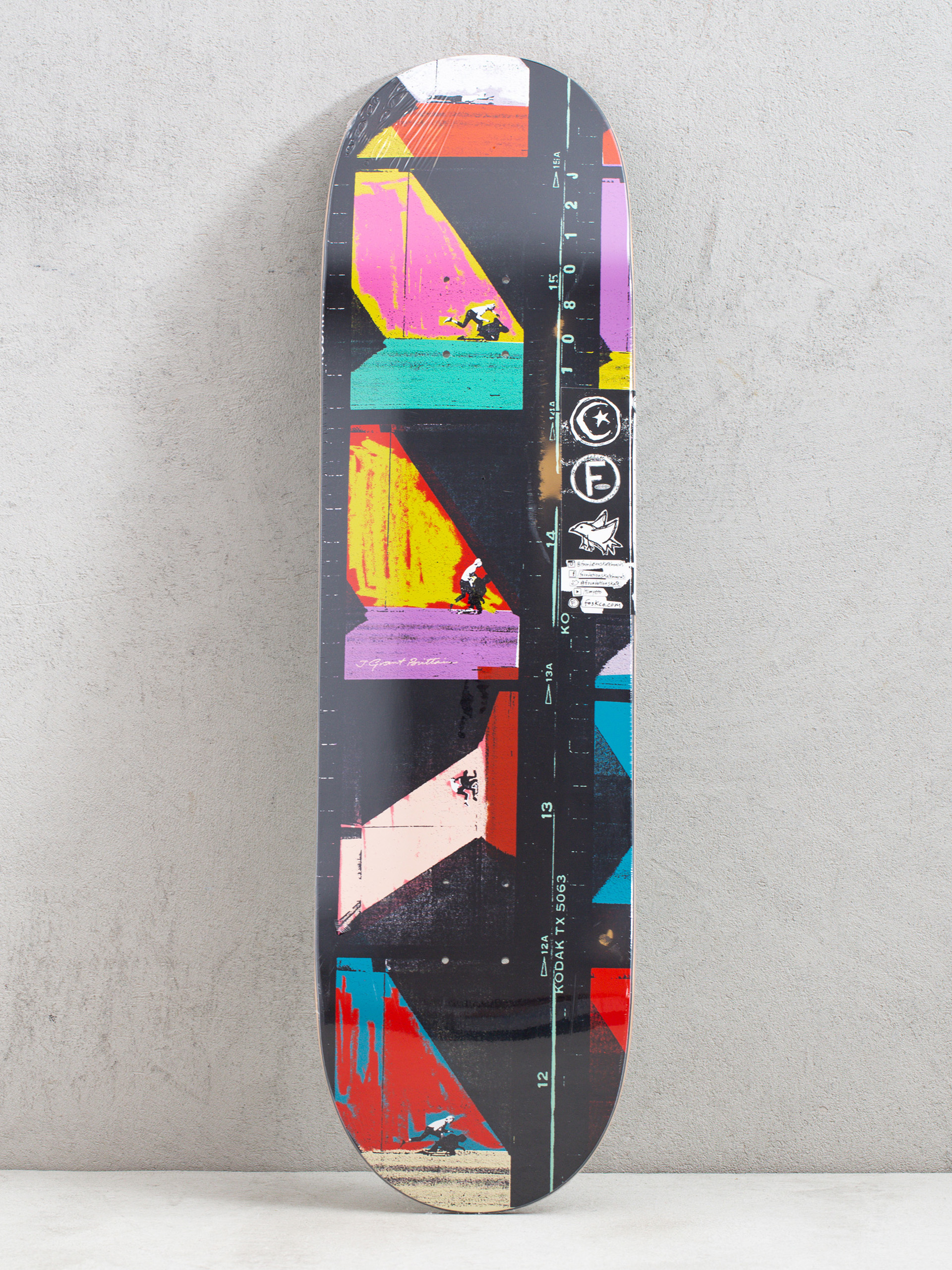 Foundation Push Contact Gördeszka lap