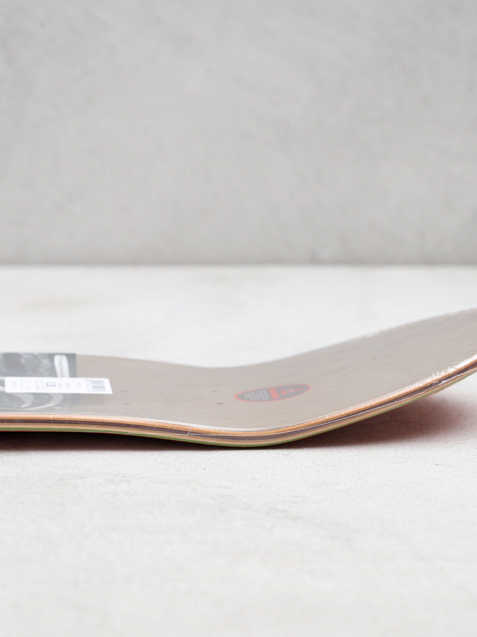 Foundation Im Dead Gördeszka lap