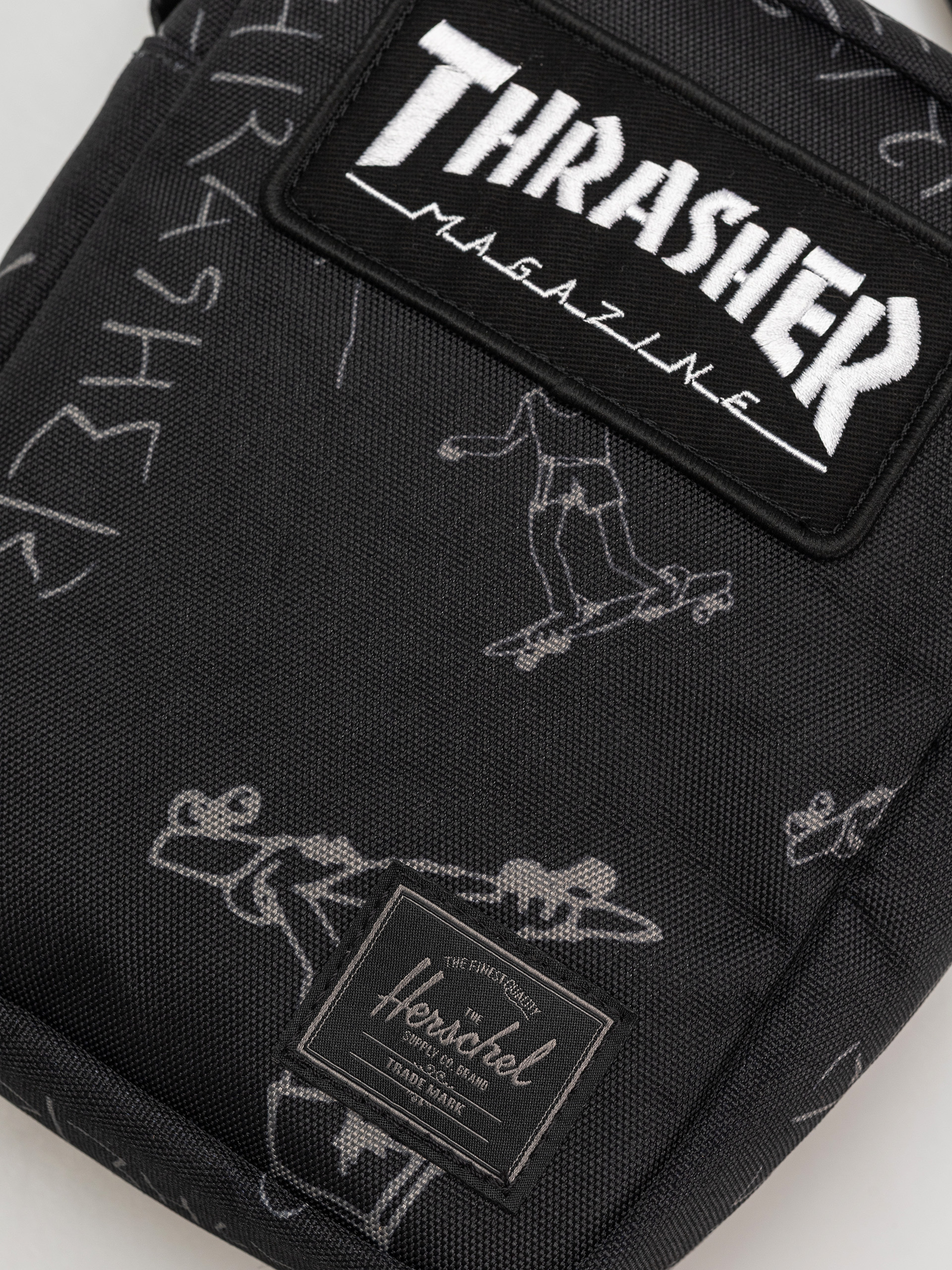 Herschel Supply Co. X Thrasher Gonz Heritage Crossbody Táska (black)