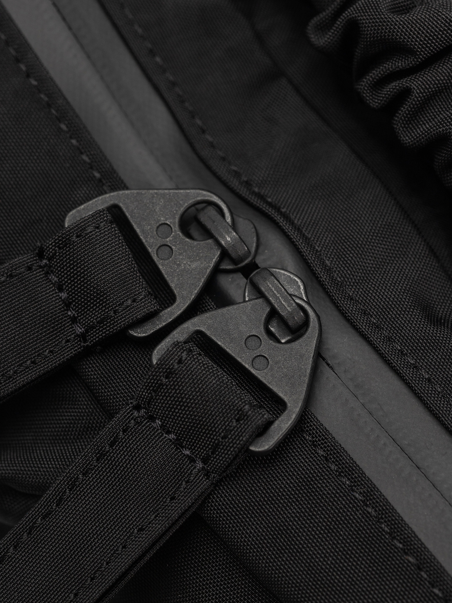 PinqPonq Tetrik Large Crinkle Hátizsák (crinkle black)