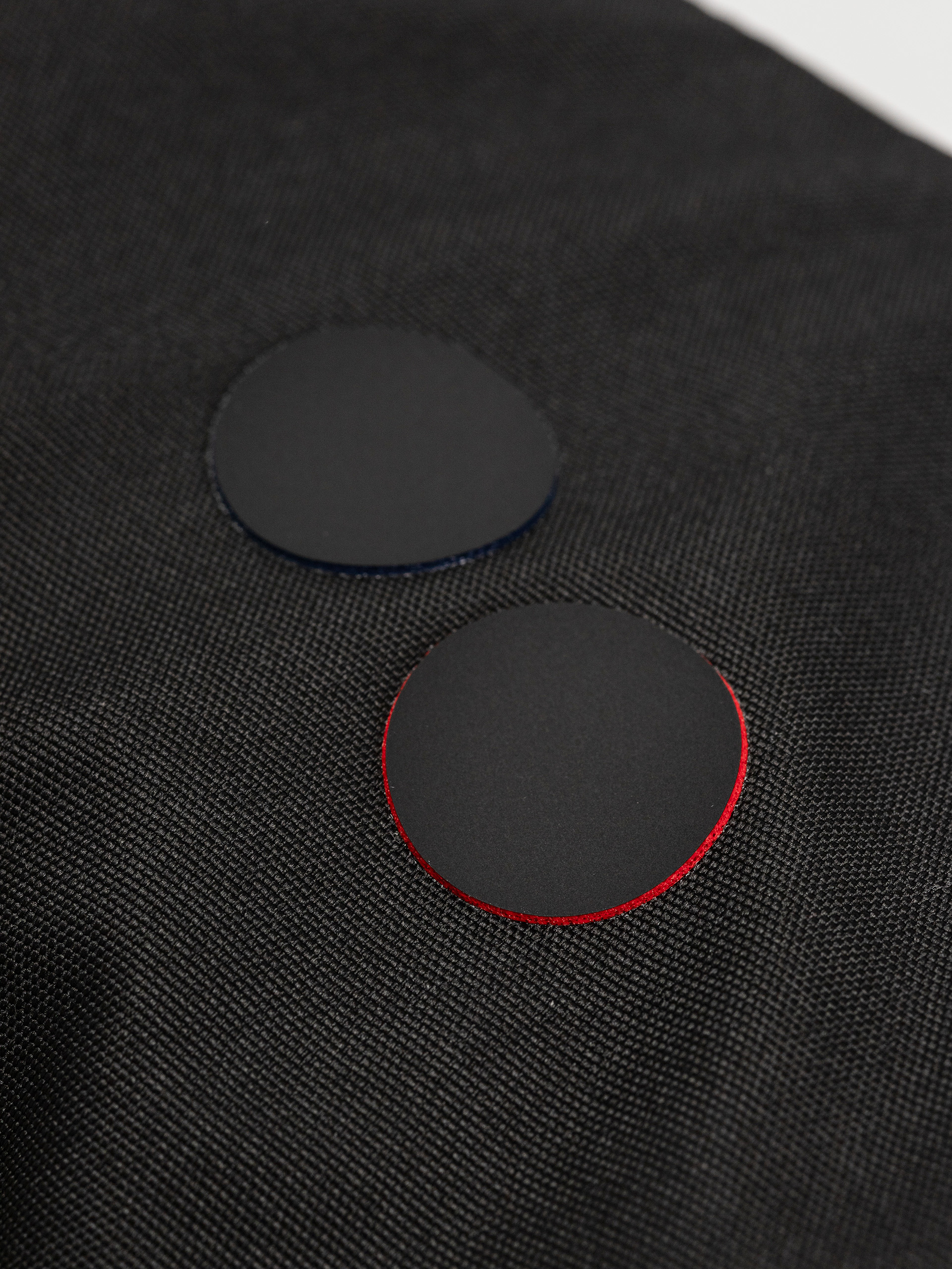 PinqPonq Krumm Small Táska (rooted black)