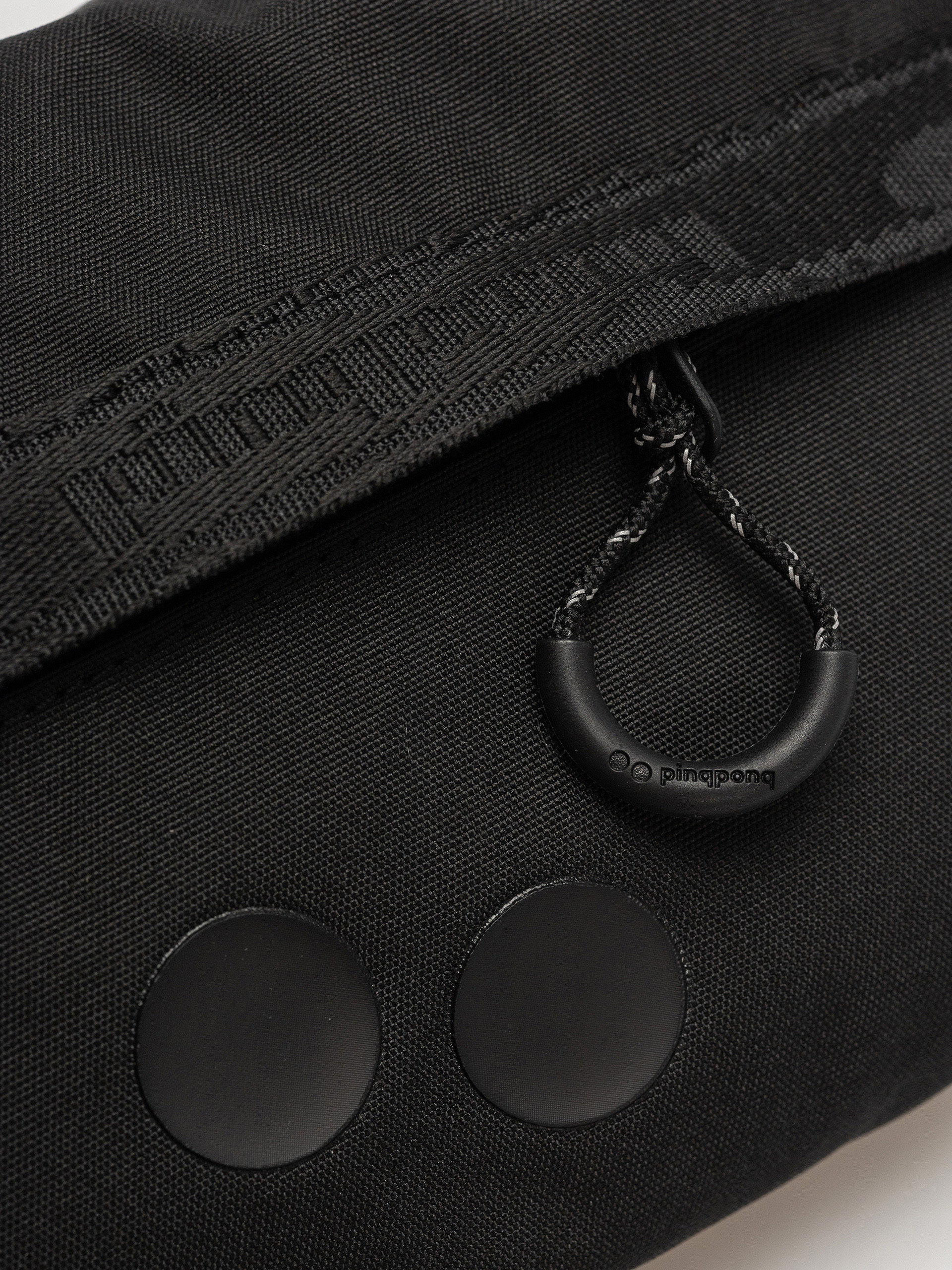 PinqPonq Brik Övtáska (rooted black)