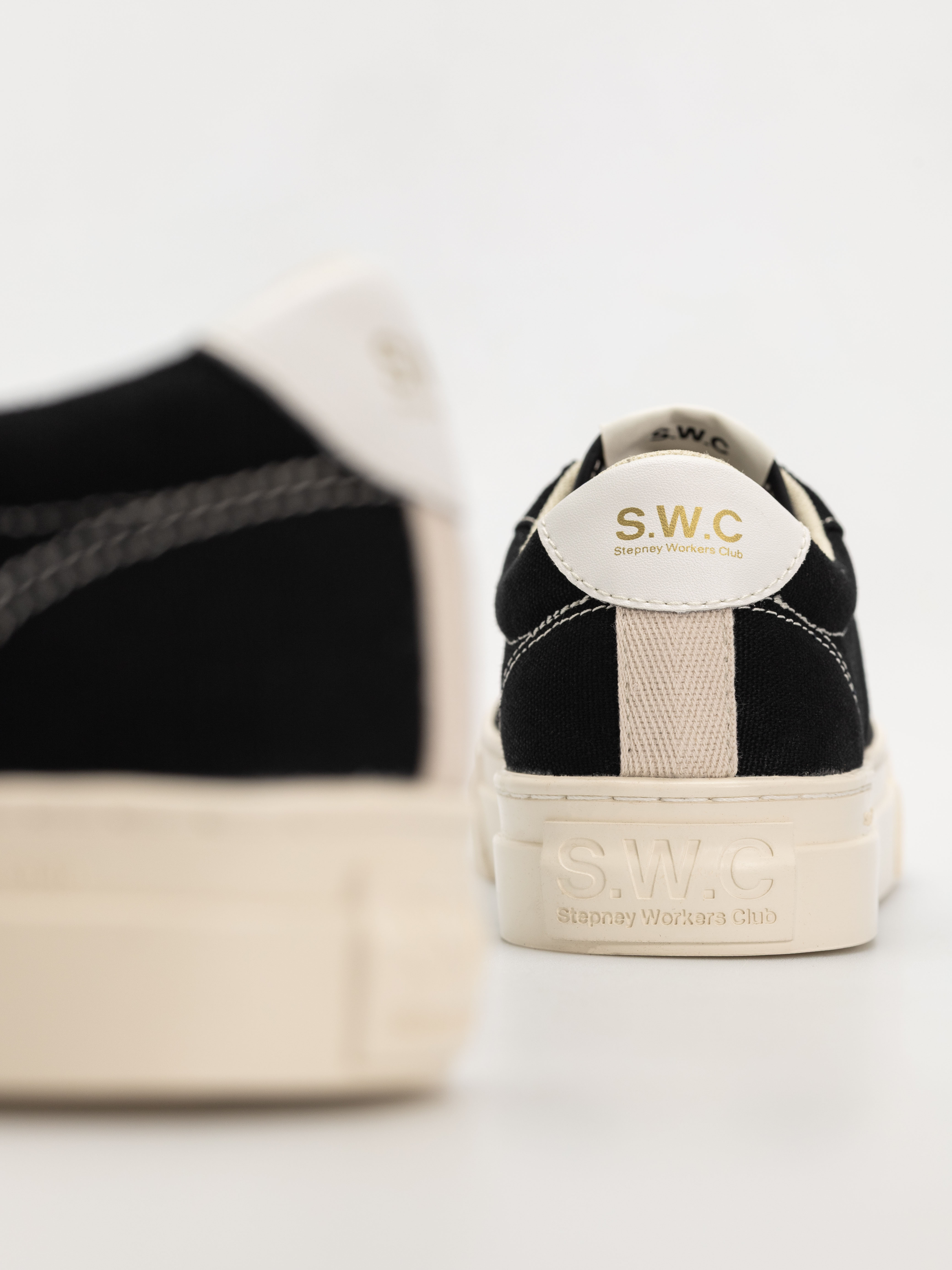 Stepney Workers Club Dellow 02 Cipők (canvas black)