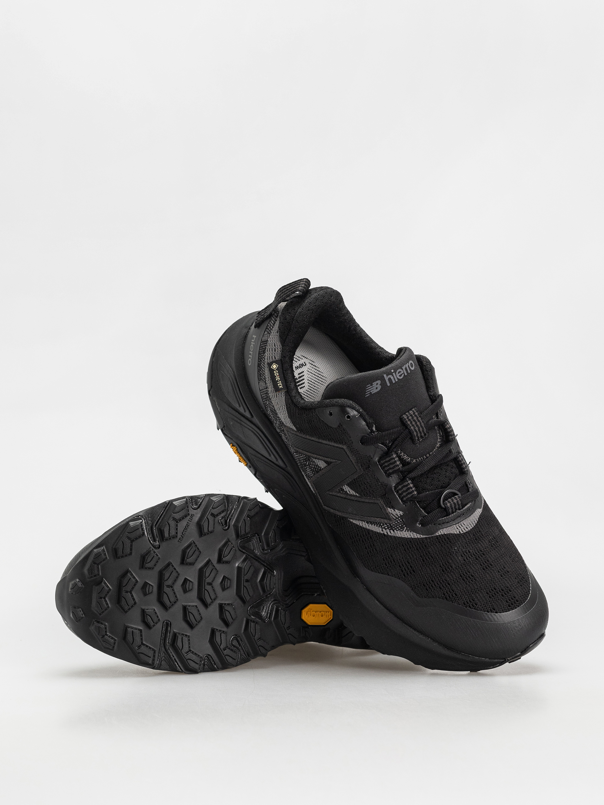 New Balance Fresh Foam X Hierro V9 Gore-Tex Cipők (black)