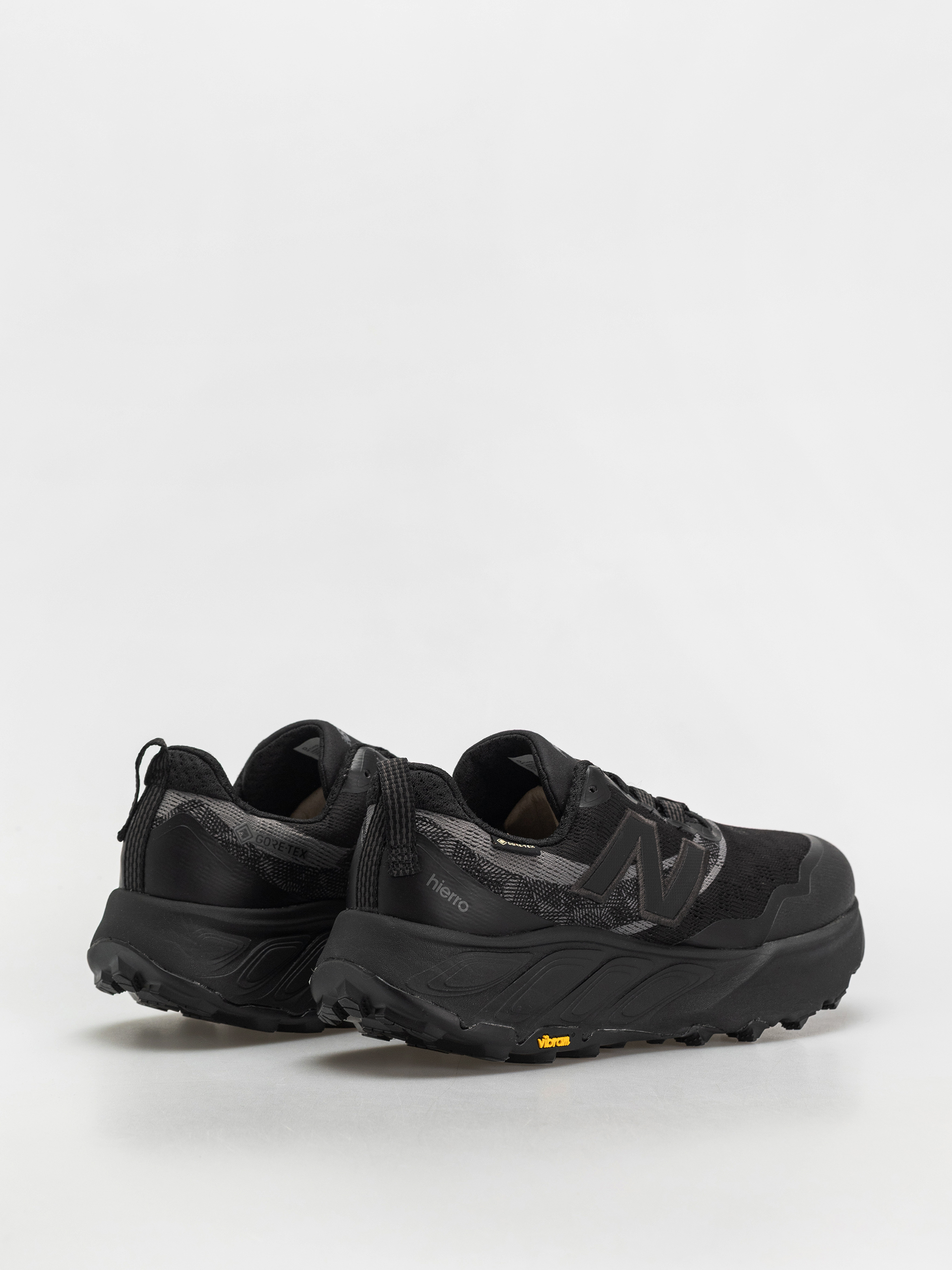New Balance Fresh Foam X Hierro V9 Gore-Tex Cipők (black)