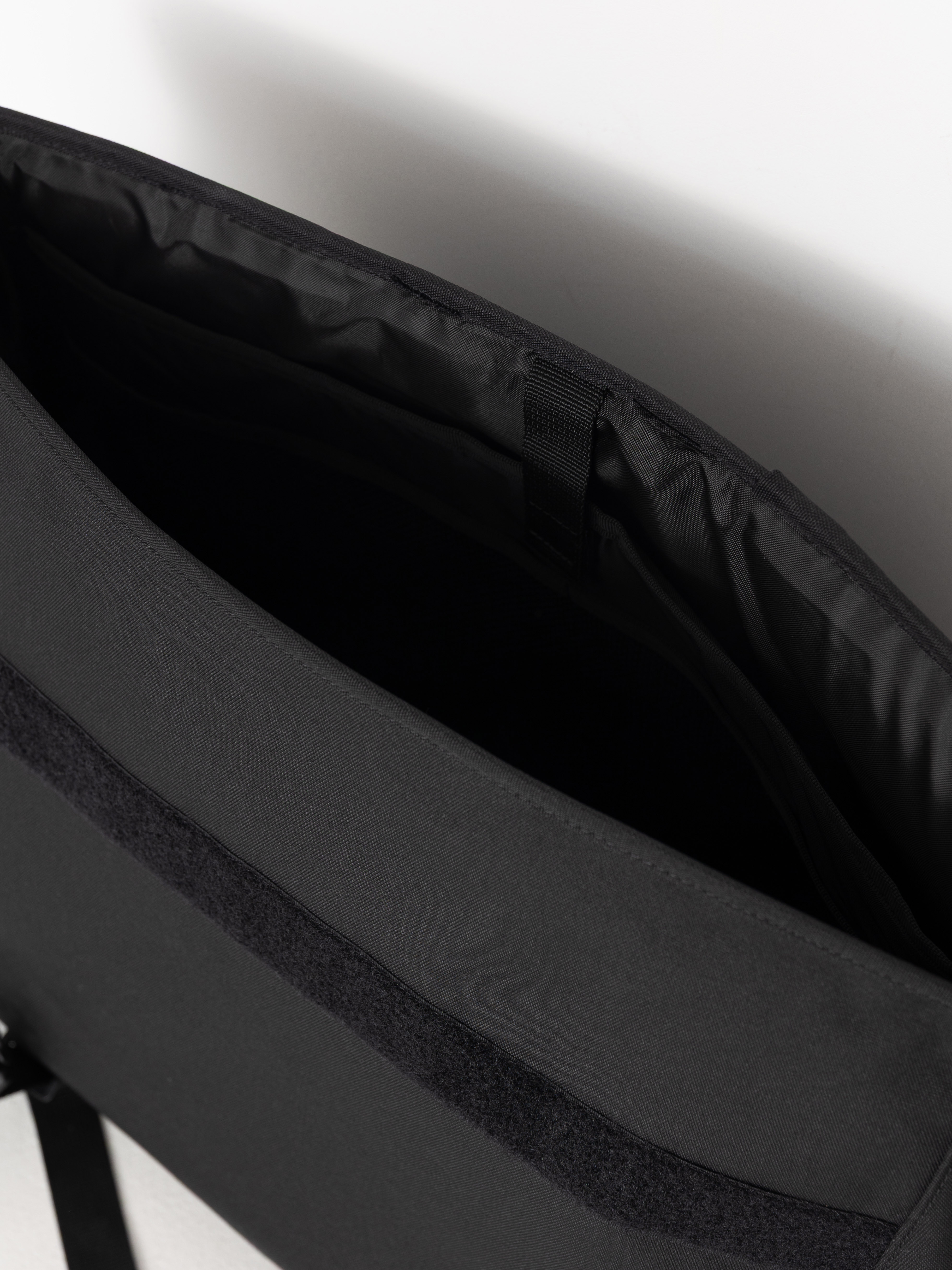 Carhartt WIP Jake Messenger Táska (black)